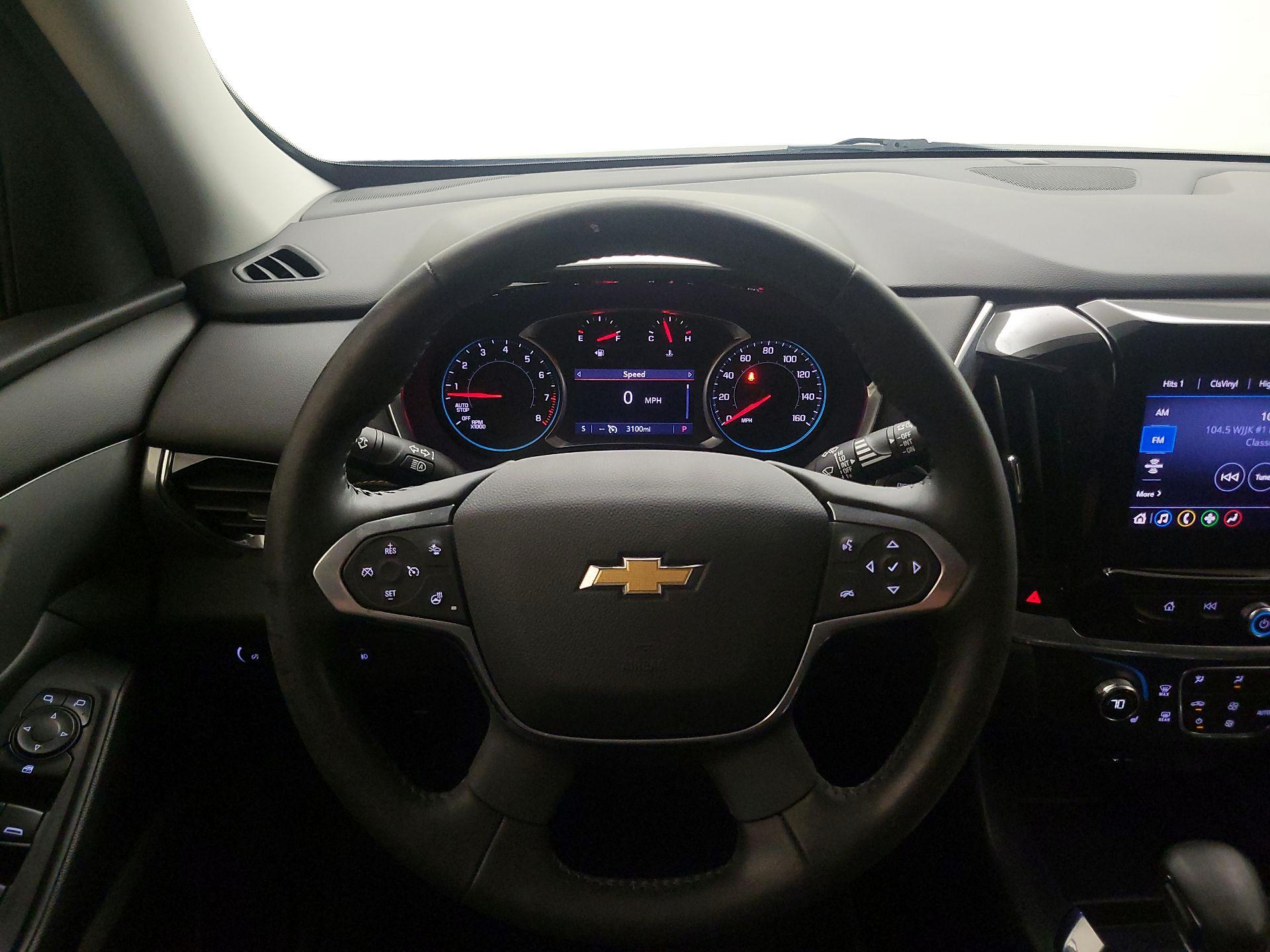 Thumbnail: 2021 Chevrolet Traverse - 10
