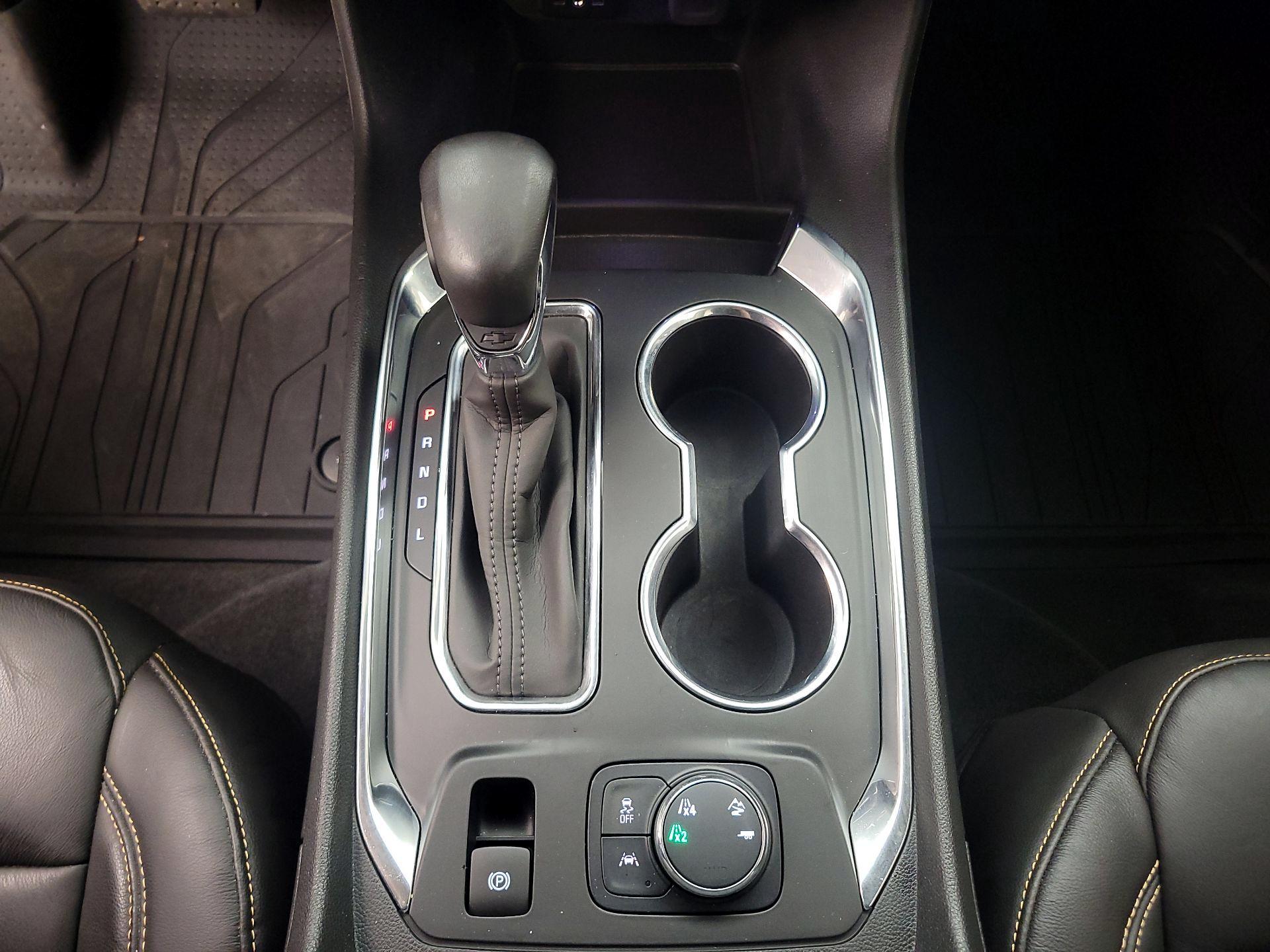 Thumbnail: 2021 Chevrolet Traverse - 17