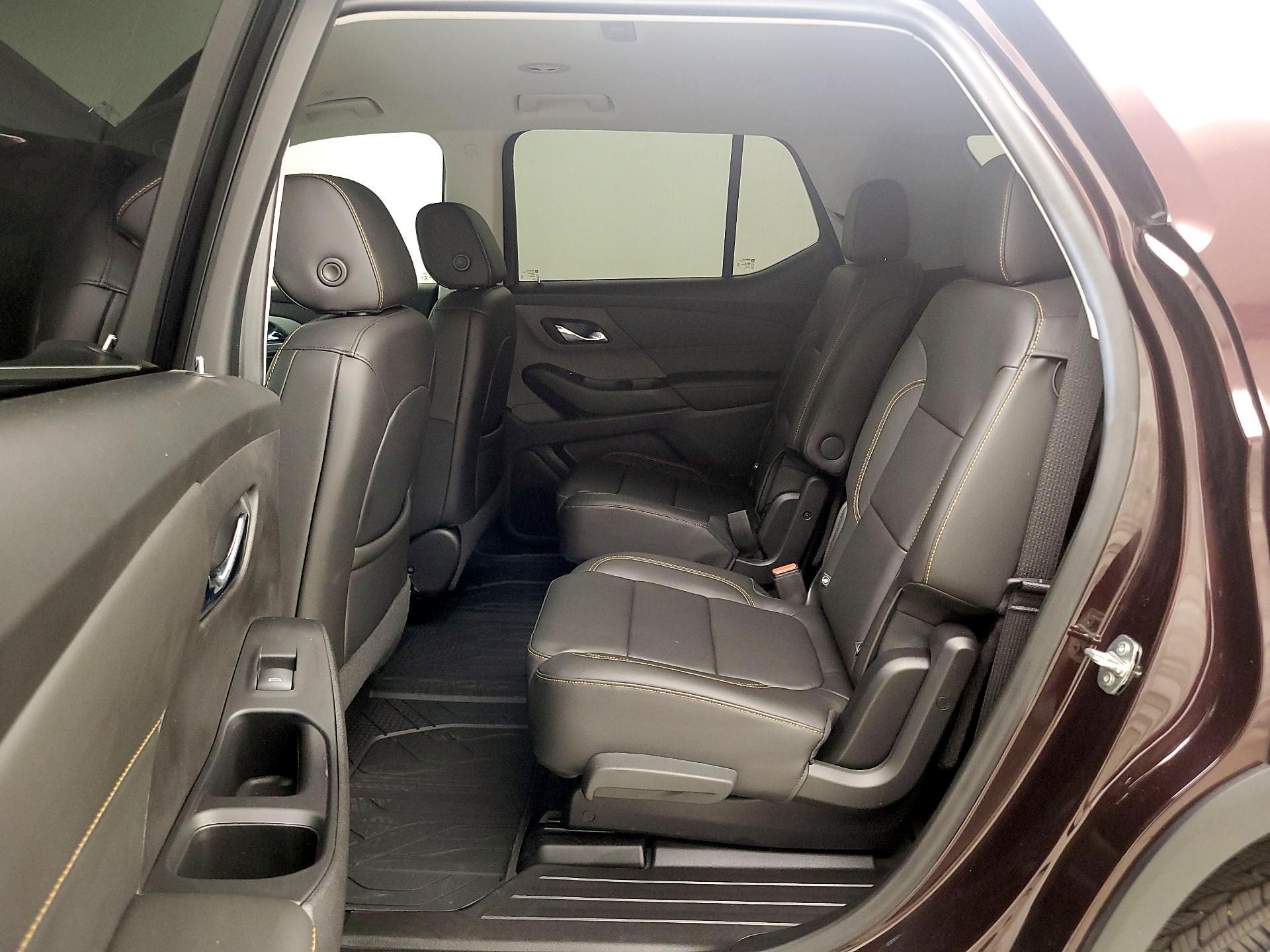 Thumbnail: 2021 Chevrolet Traverse - 19