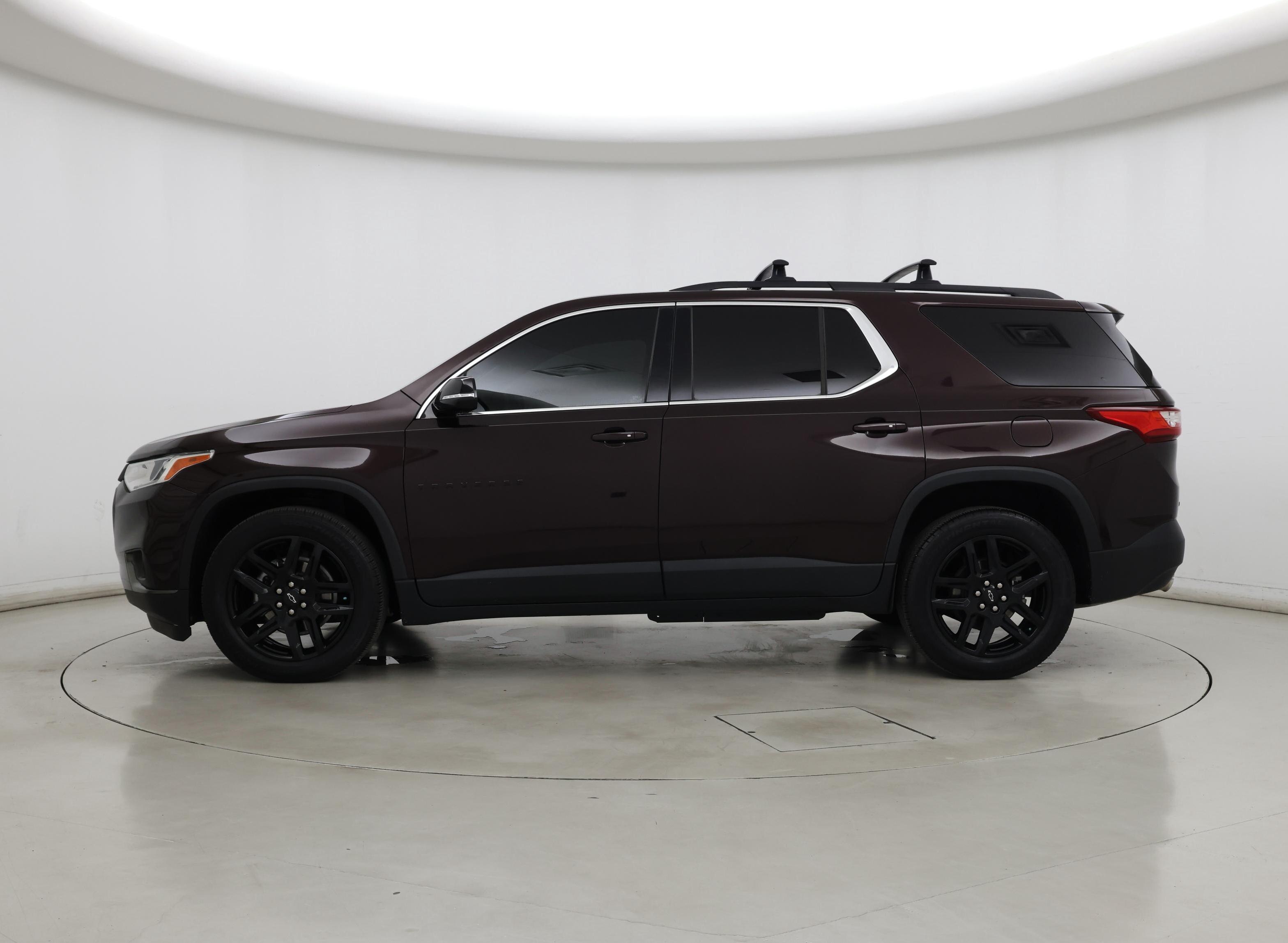 Thumbnail: 2021 Chevrolet Traverse - 3