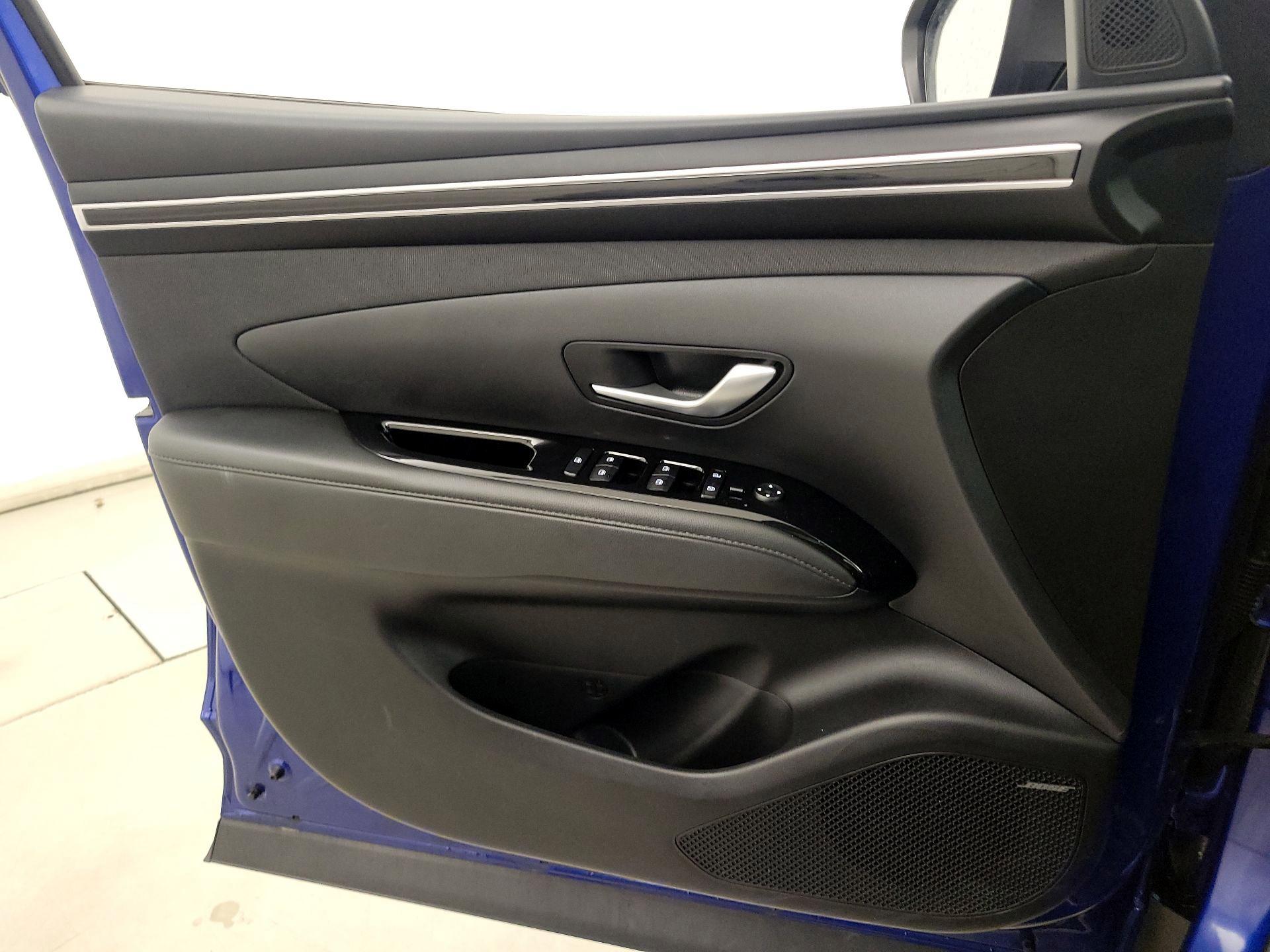 Thumbnail: 2022 Hyundai Tucson - 12