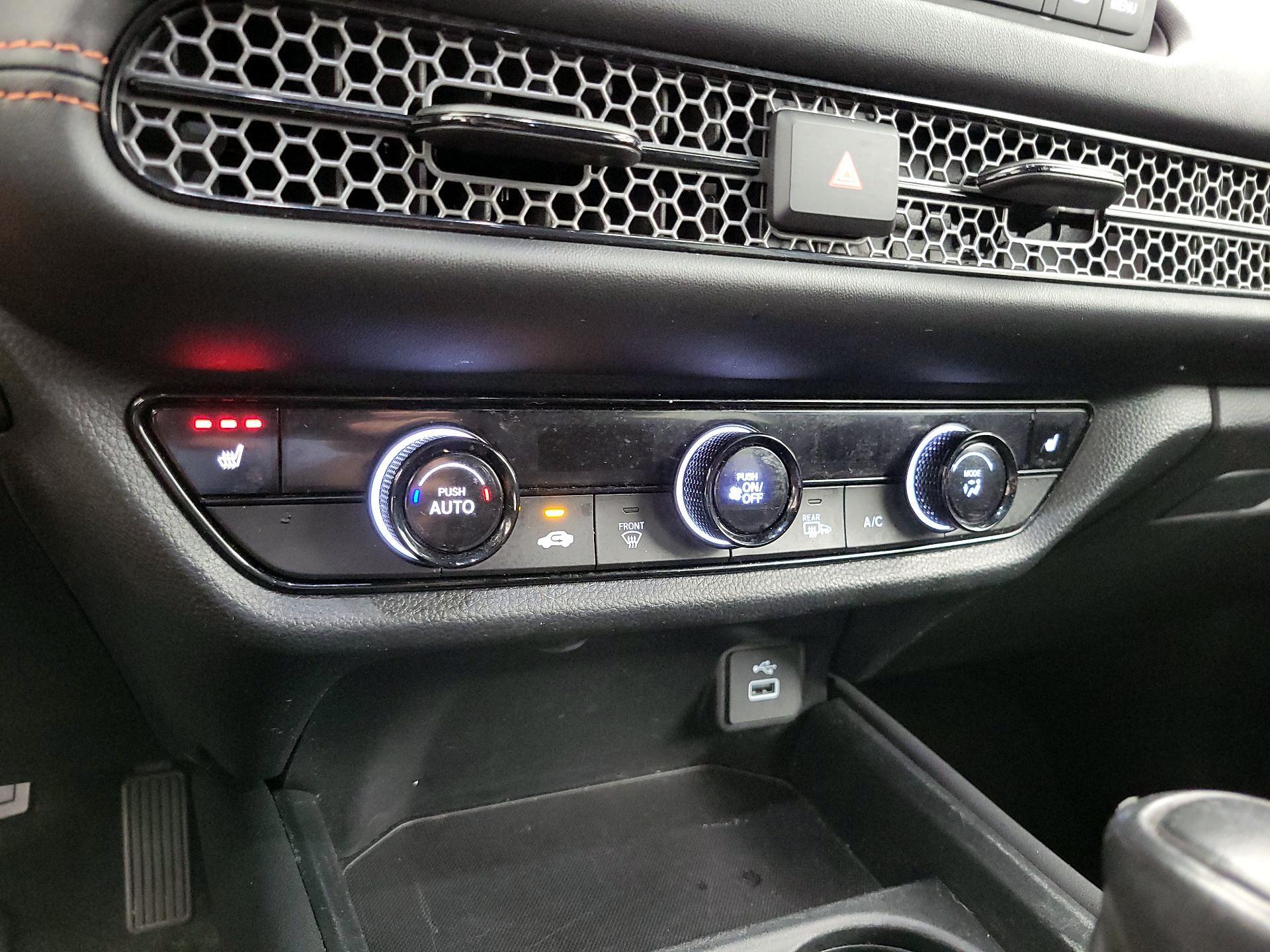 Thumbnail: 2024 Honda HR-V - 16