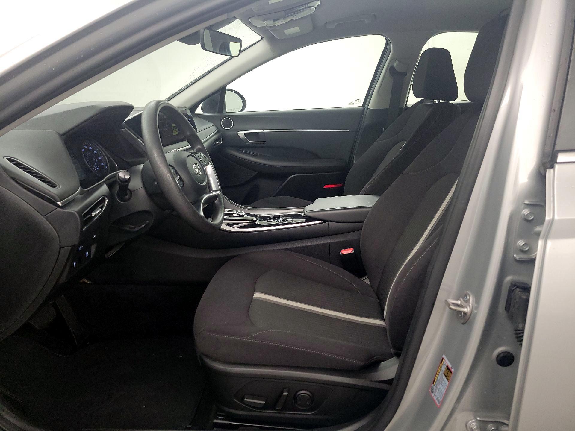 Thumbnail: 2023 Hyundai Sonata - 11