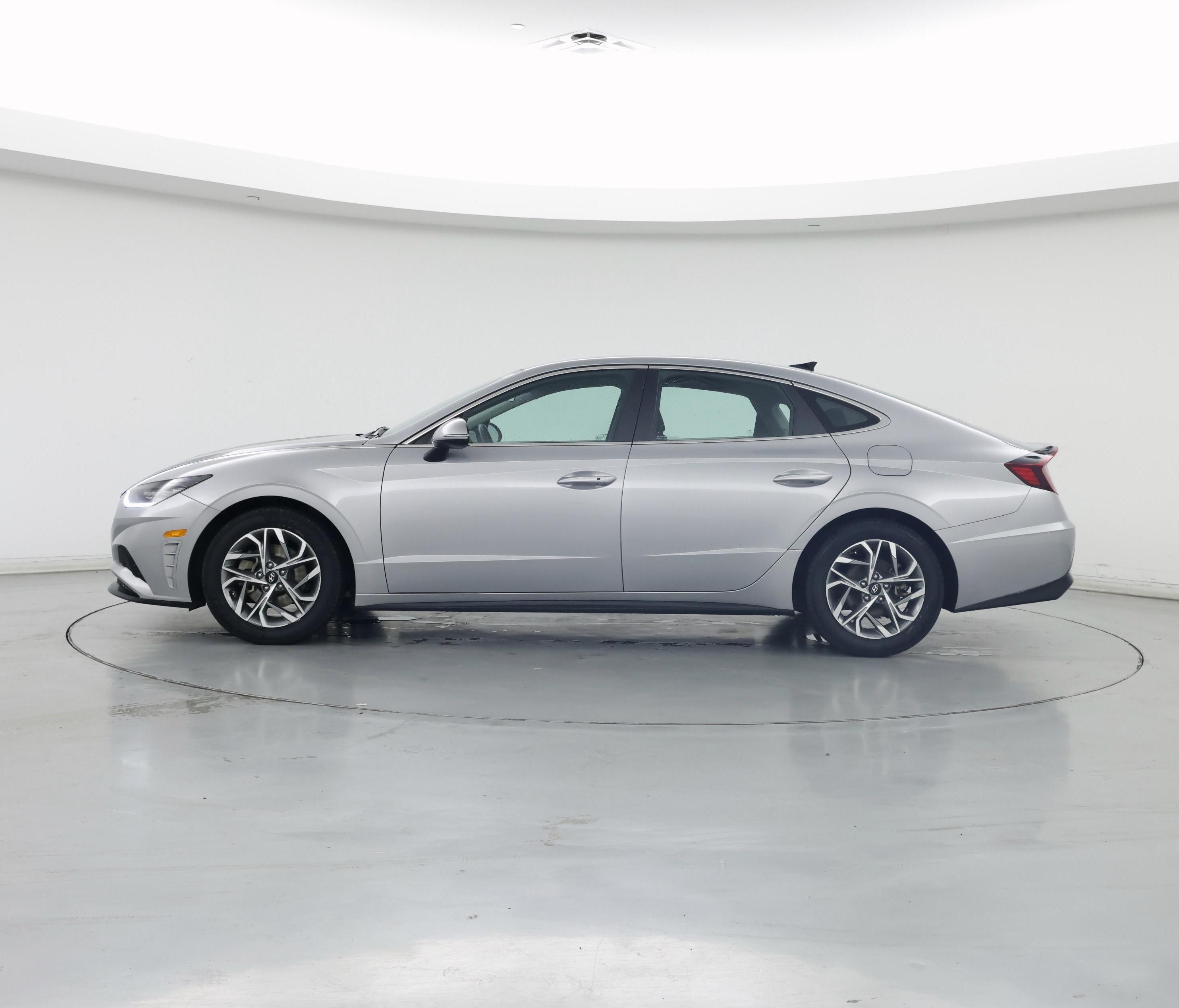 Thumbnail: 2023 Hyundai Sonata - 3