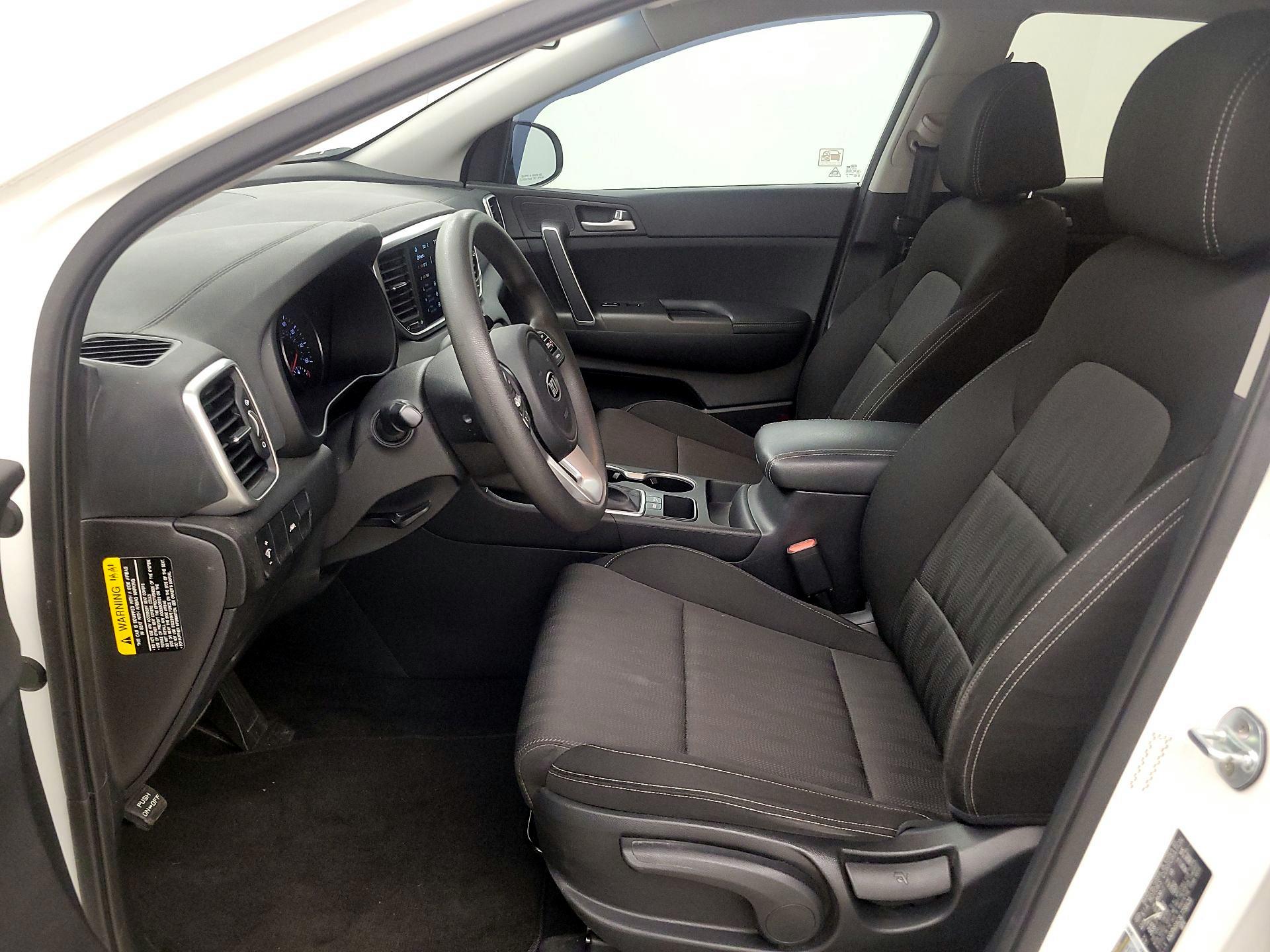 Thumbnail: 2020 Kia Sportage - 11