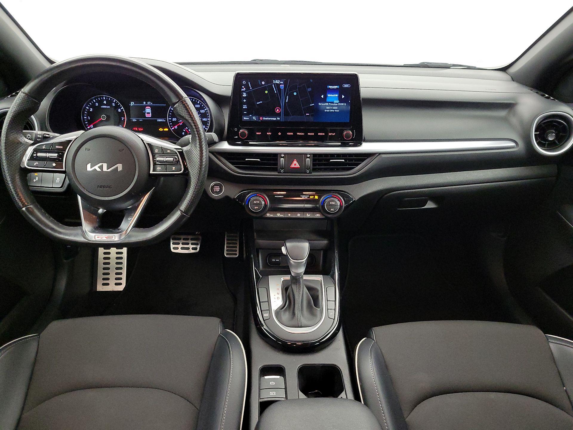 Thumbnail: 2023 Kia Forte - 9