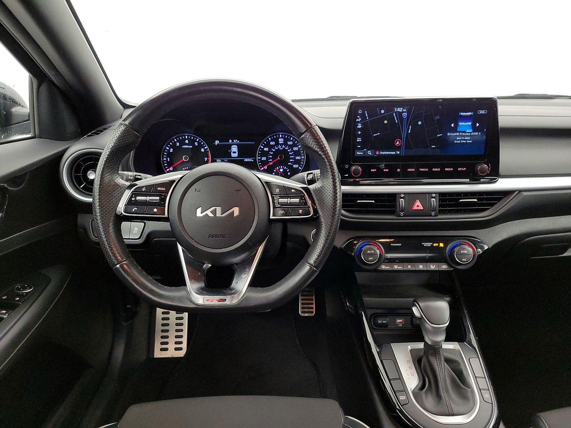 Thumbnail: 2023 Kia Forte - 10