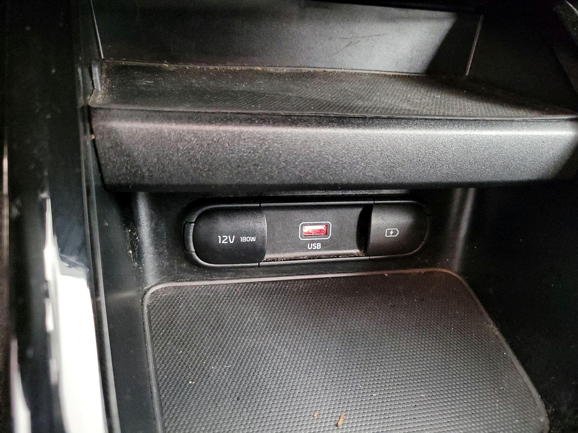 Thumbnail: 2023 Kia Forte - 19