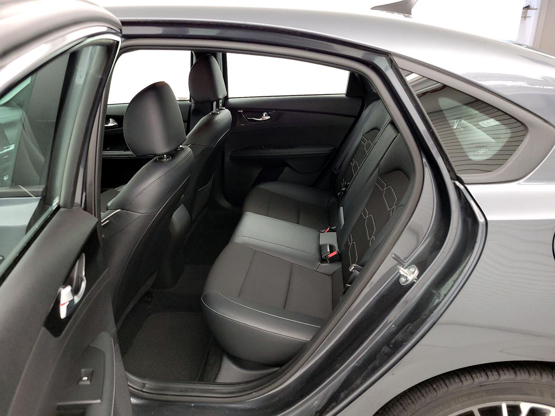 Thumbnail: 2023 Kia Forte - 20