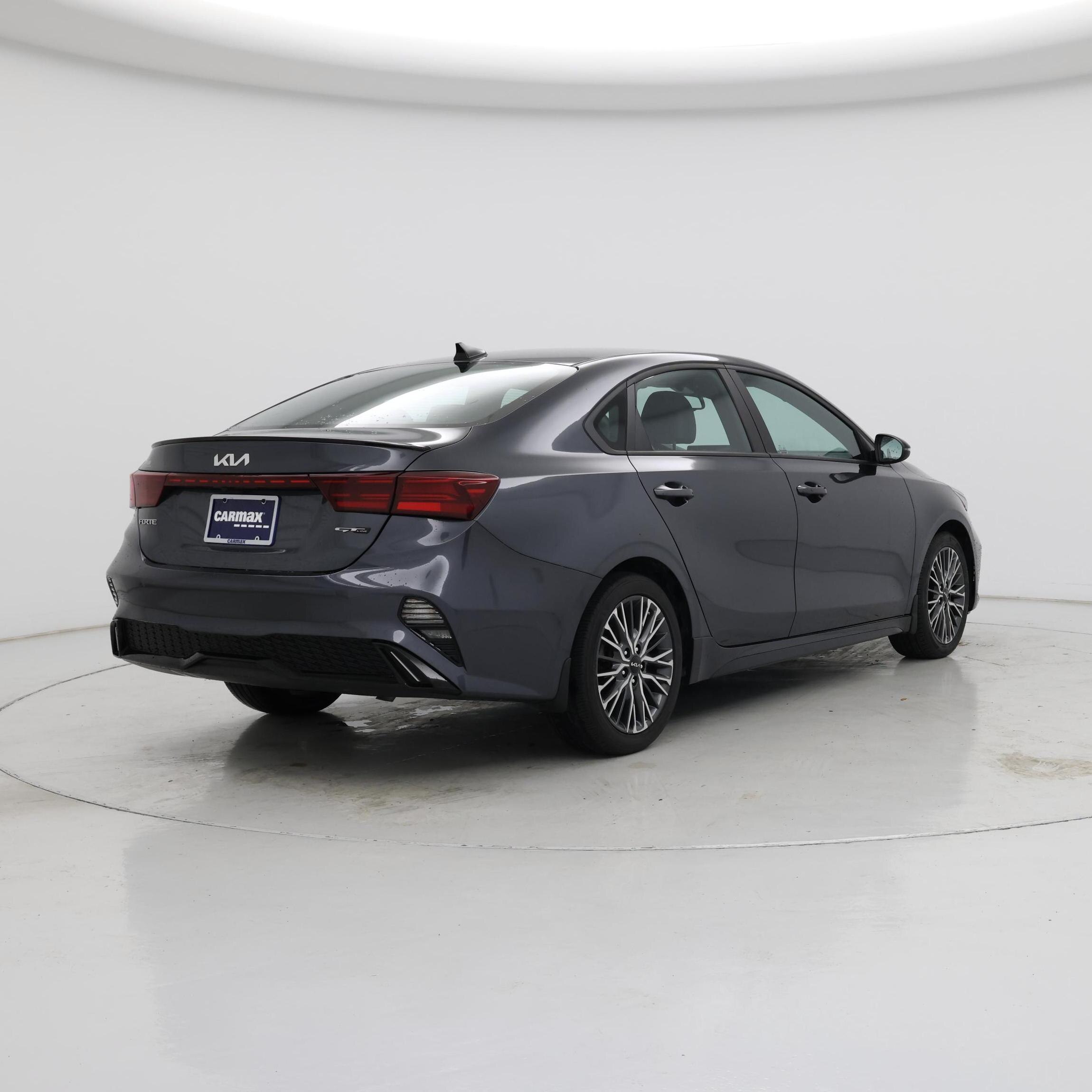 Thumbnail: 2023 Kia Forte - 8