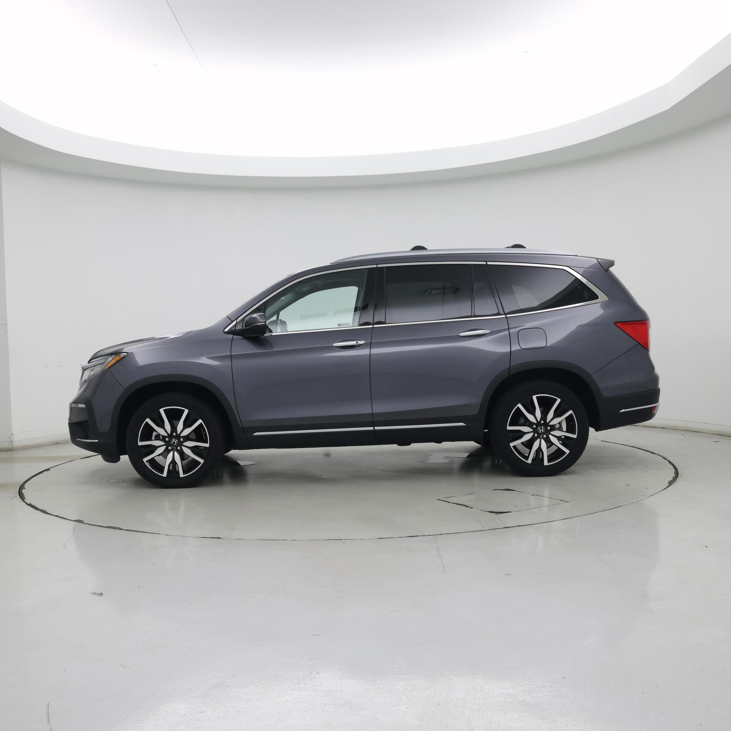 Thumbnail: 2021 Honda Pilot - 3