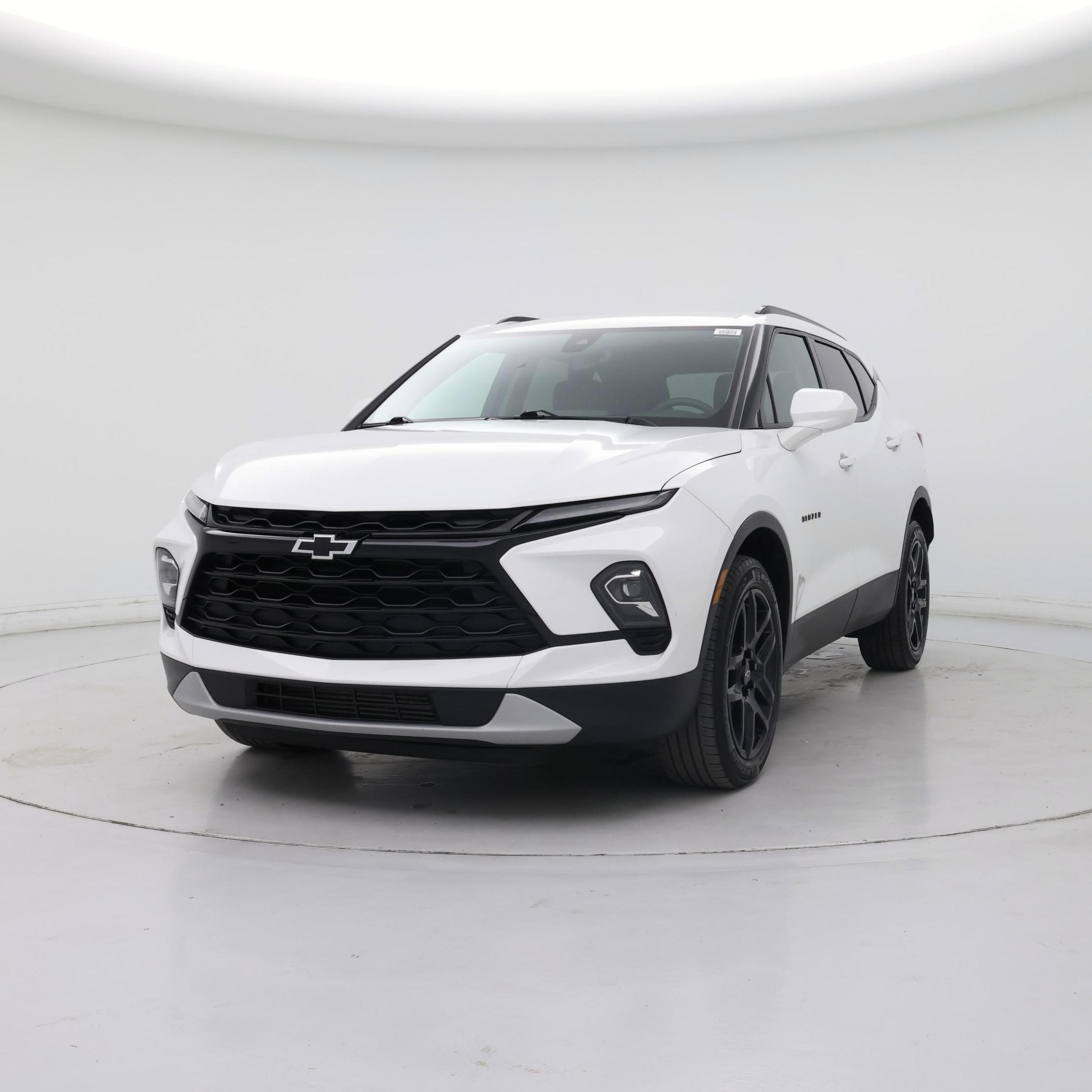Thumbnail: 2023 Chevrolet Blazer - 4