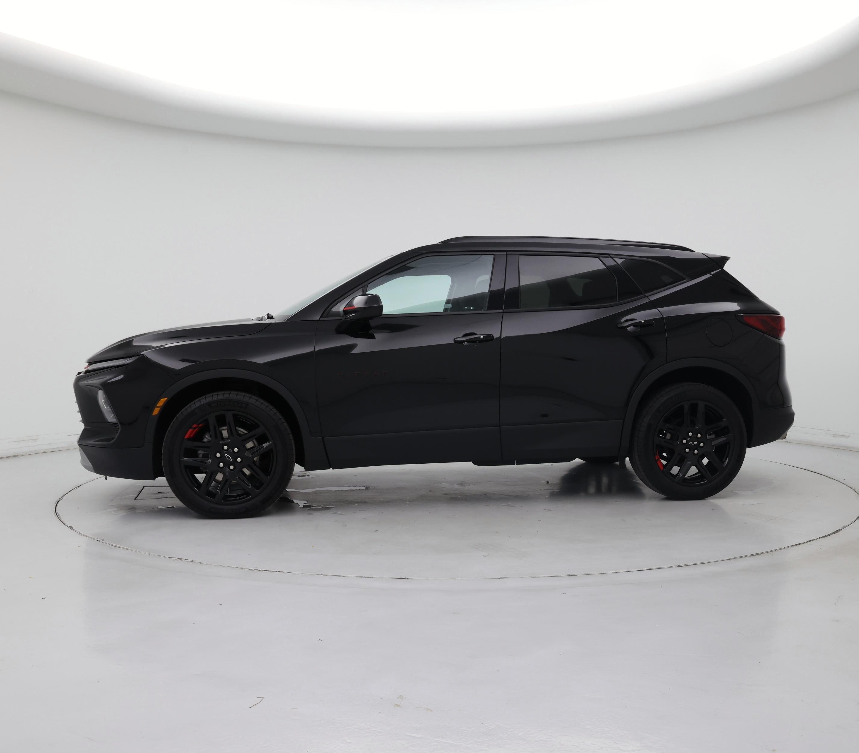 Thumbnail: 2023 Chevrolet Blazer - 3