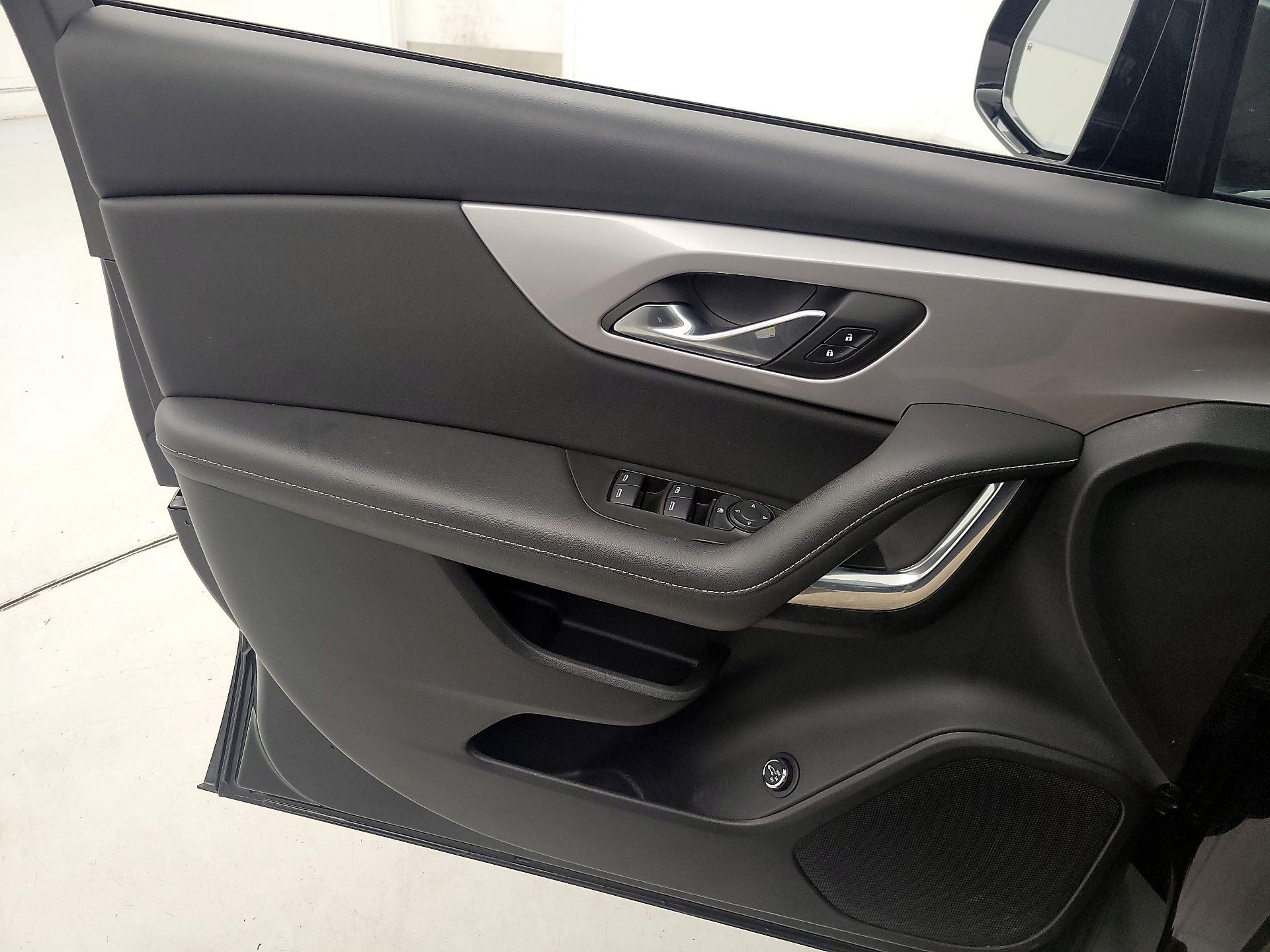 Thumbnail: 2023 Chevrolet Blazer - 12