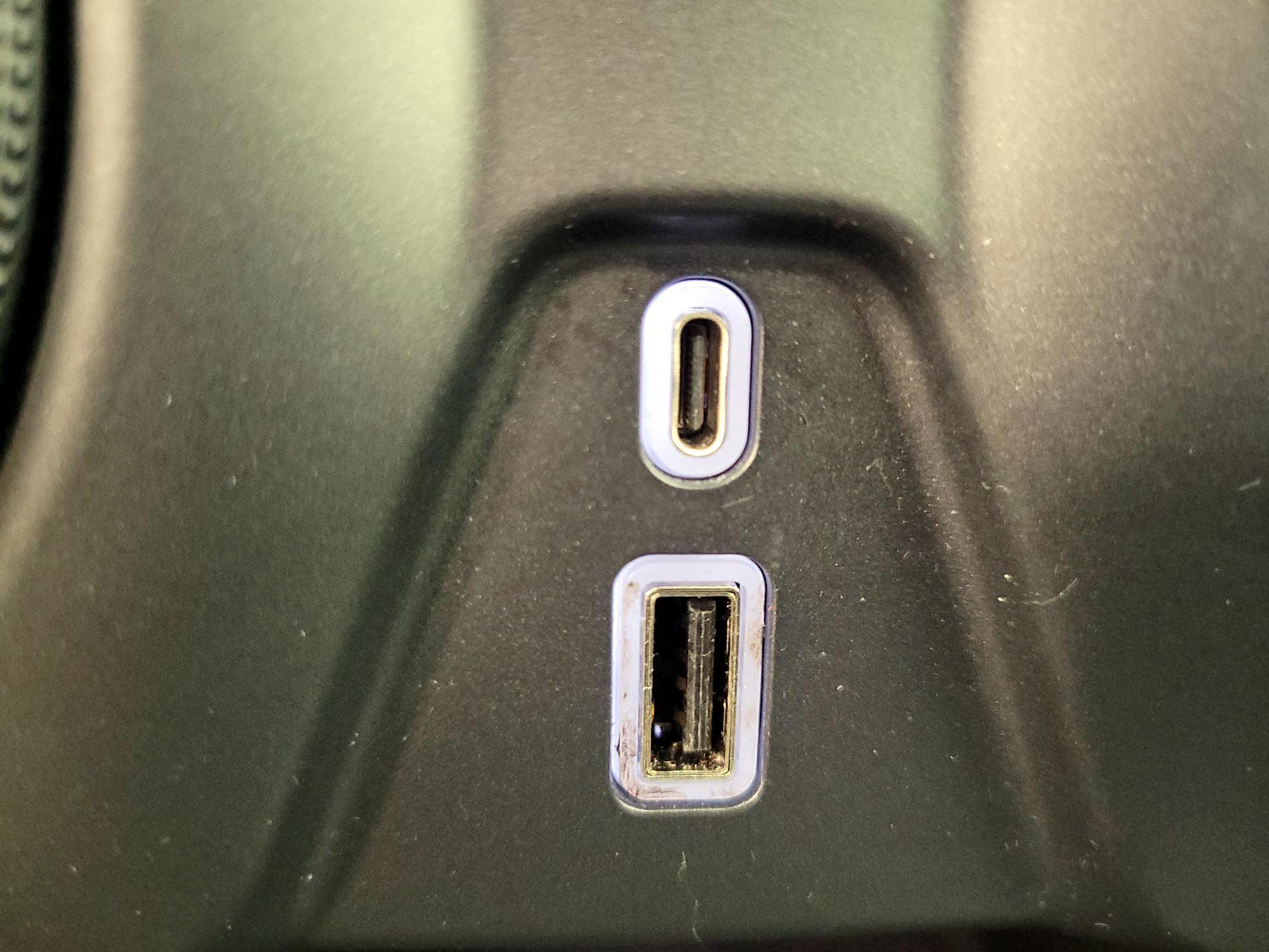 Thumbnail: 2023 Chevrolet Blazer - 18