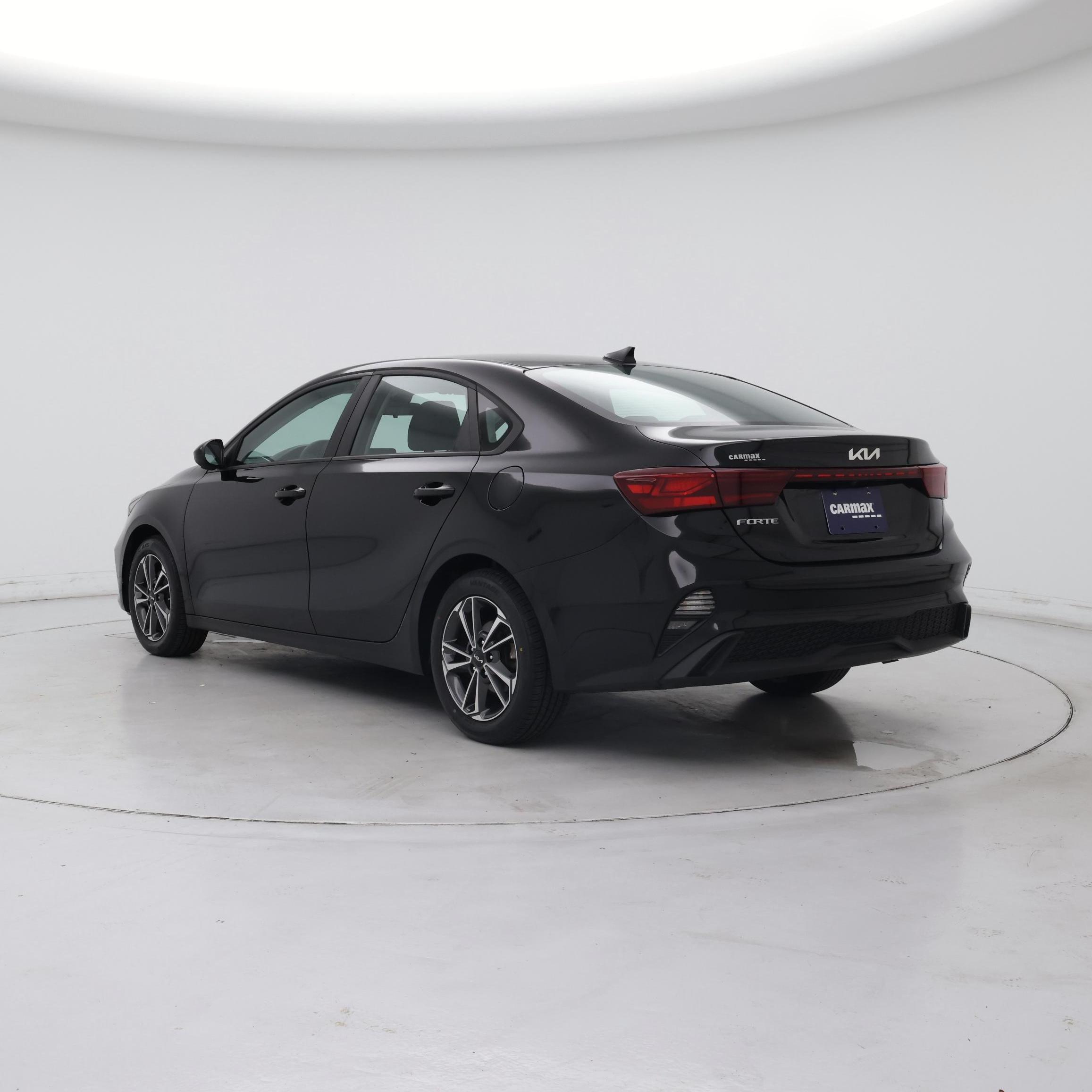 Thumbnail: 2022 Kia Forte - 2