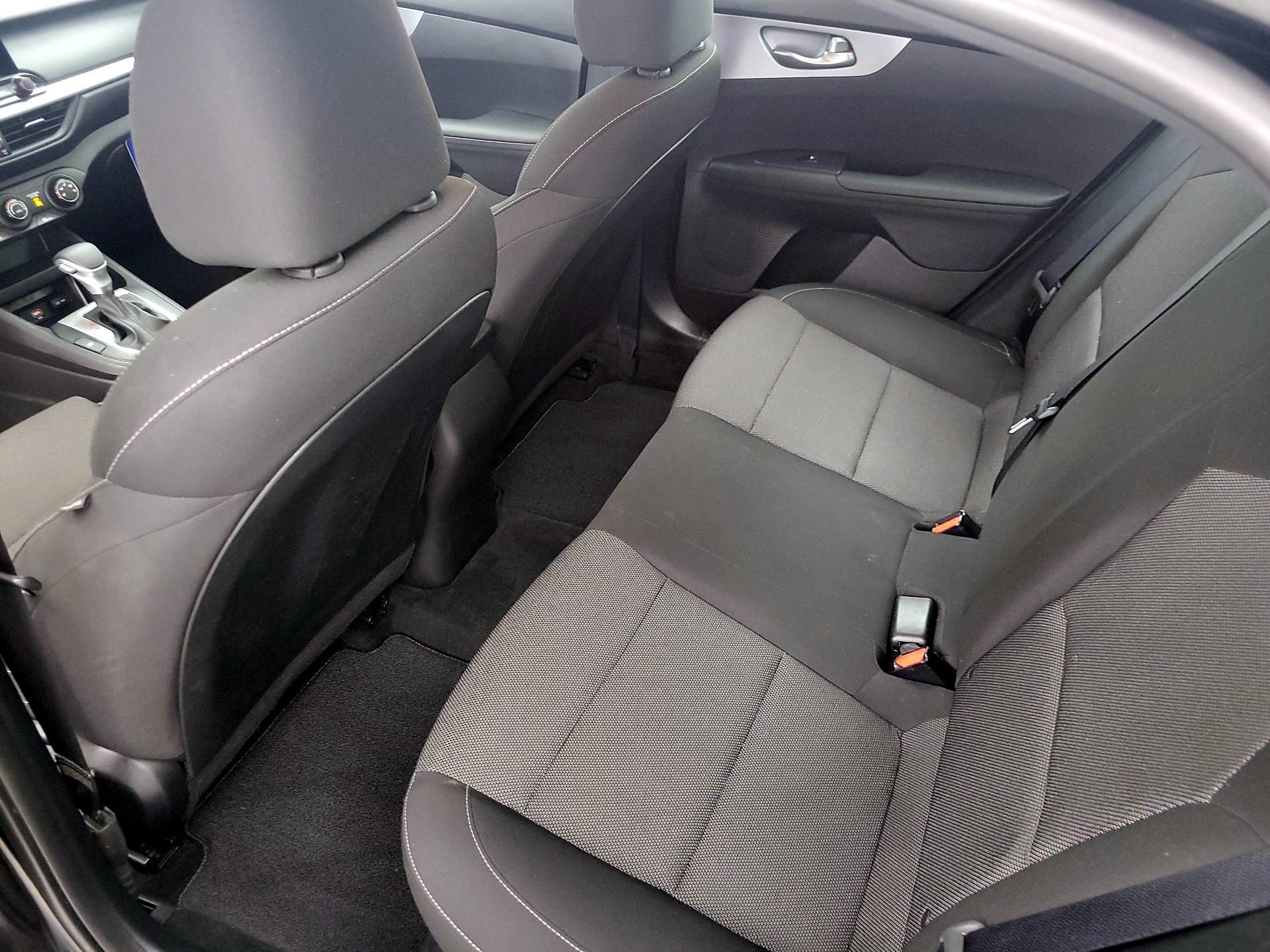 Thumbnail: 2022 Kia Forte - 19