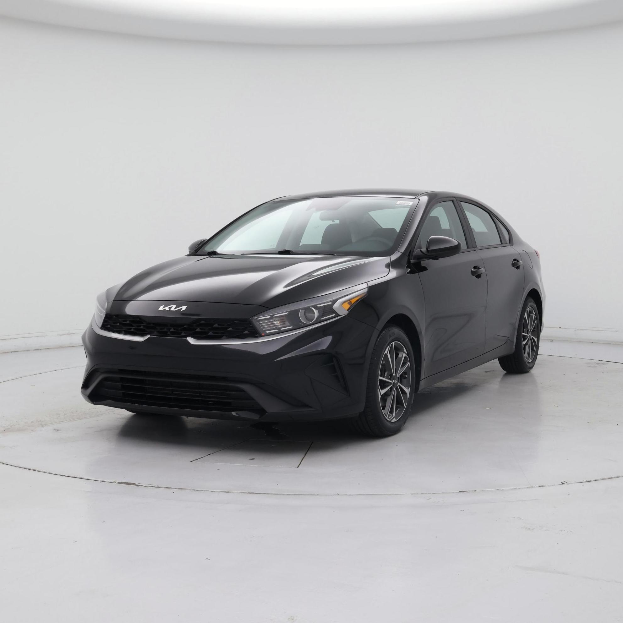 Thumbnail: 2022 Kia Forte - 4