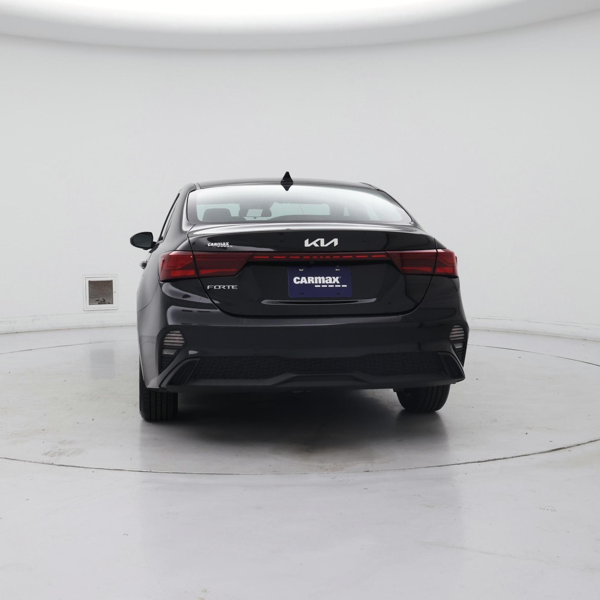 Thumbnail: 2022 Kia Forte - 6