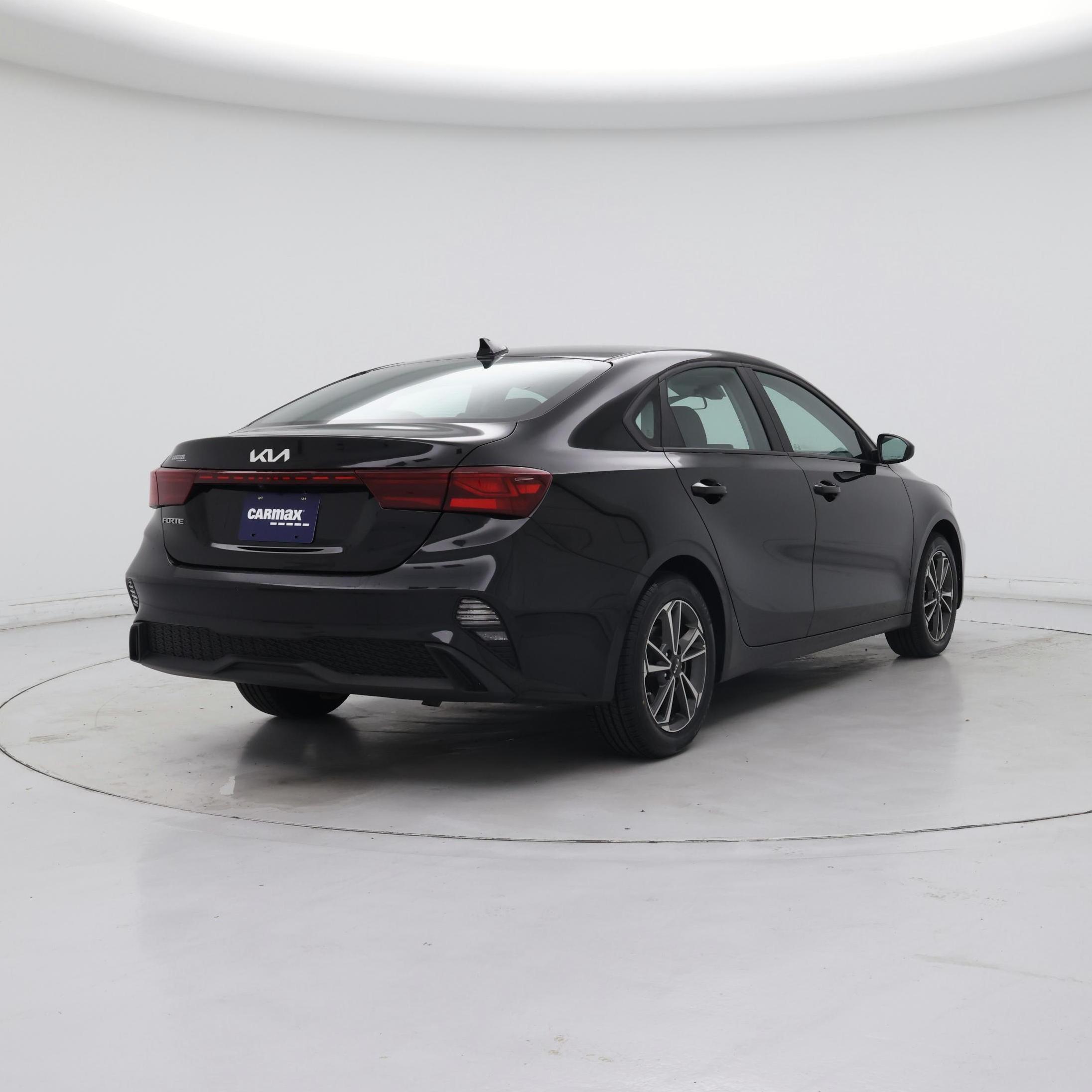 Thumbnail: 2022 Kia Forte - 8