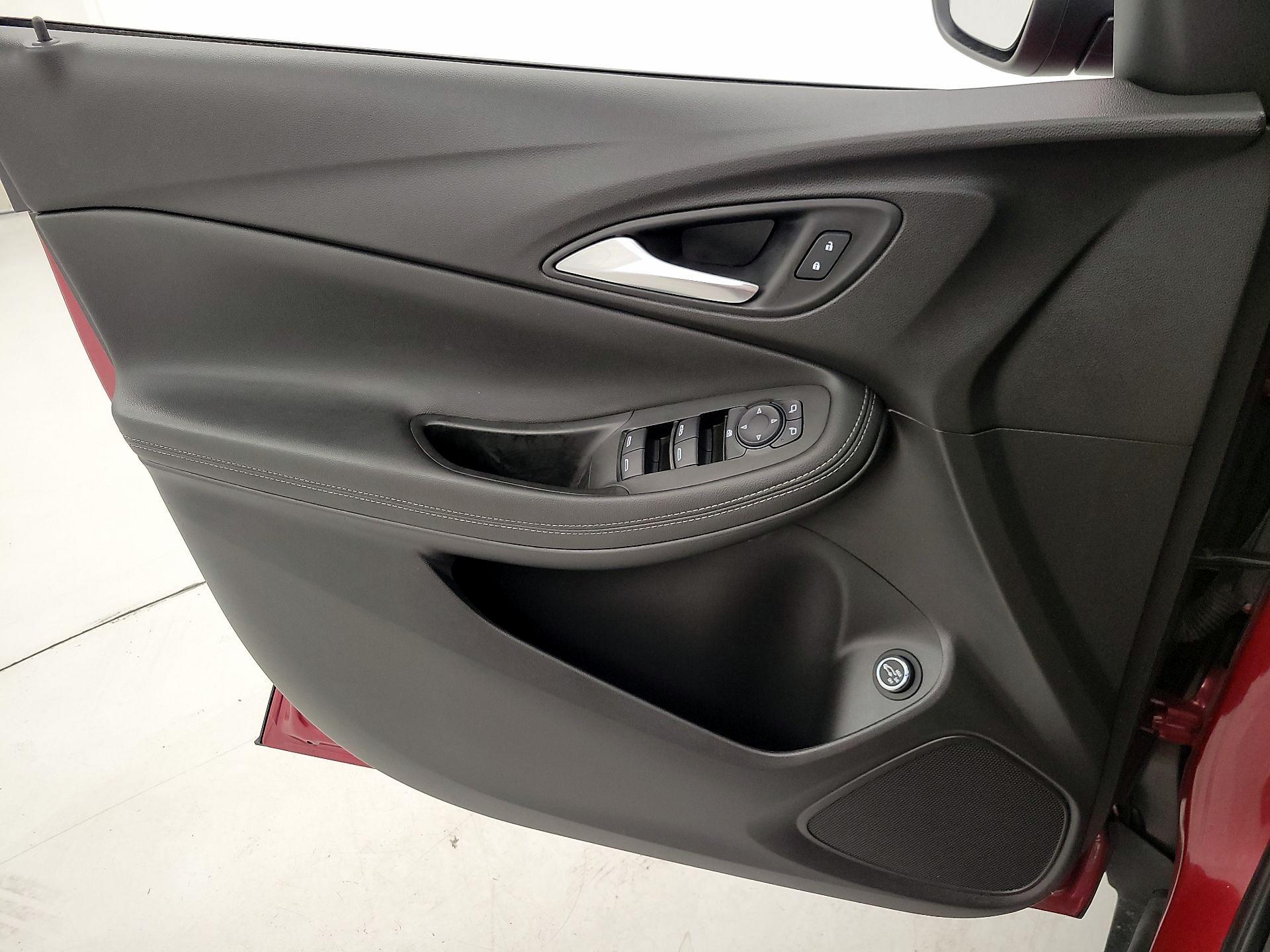 Thumbnail: 2020 Buick Encore GX - 12