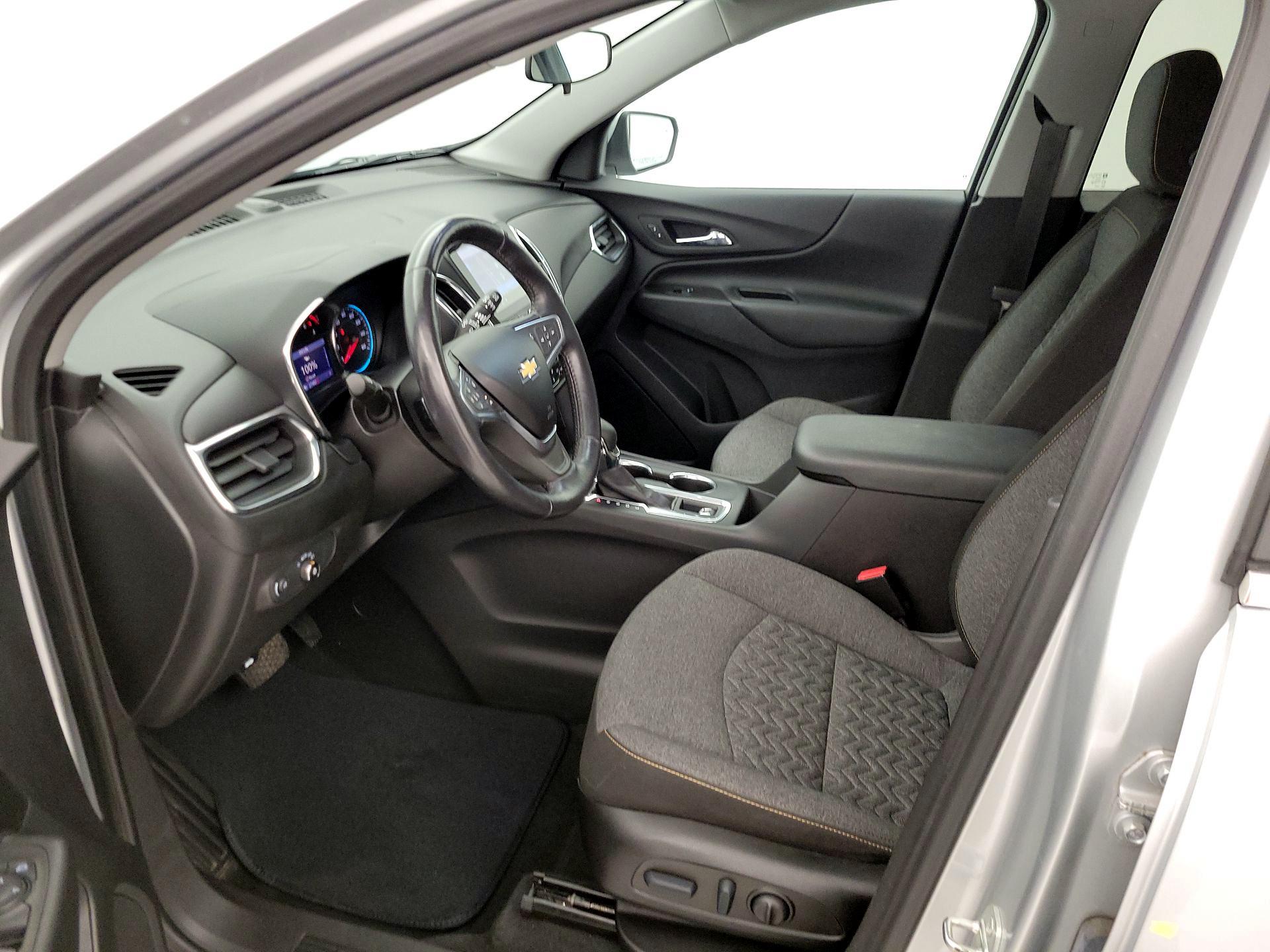 Thumbnail: 2022 Chevrolet Equinox - 11