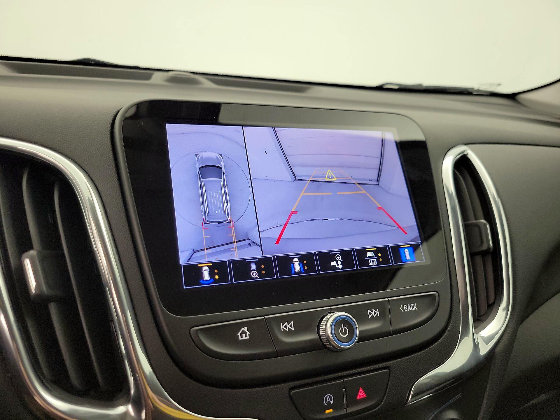Thumbnail: 2022 Chevrolet Equinox - 15