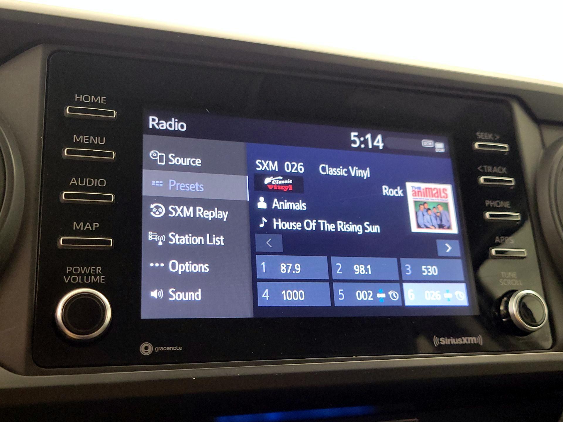 Thumbnail: 2022 Toyota Tacoma - 15