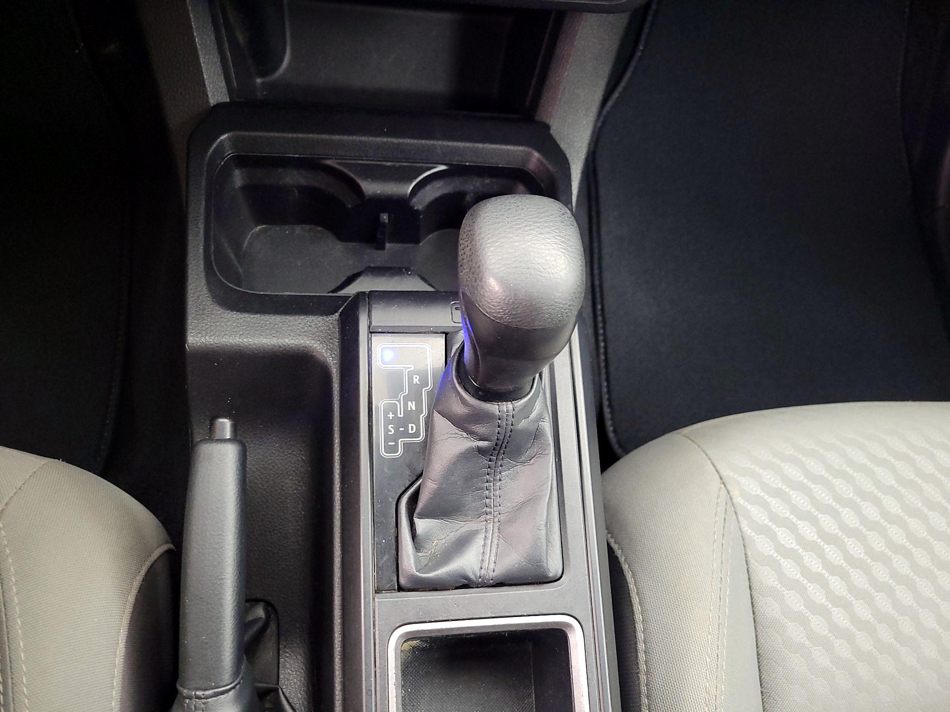 Thumbnail: 2022 Toyota Tacoma - 17