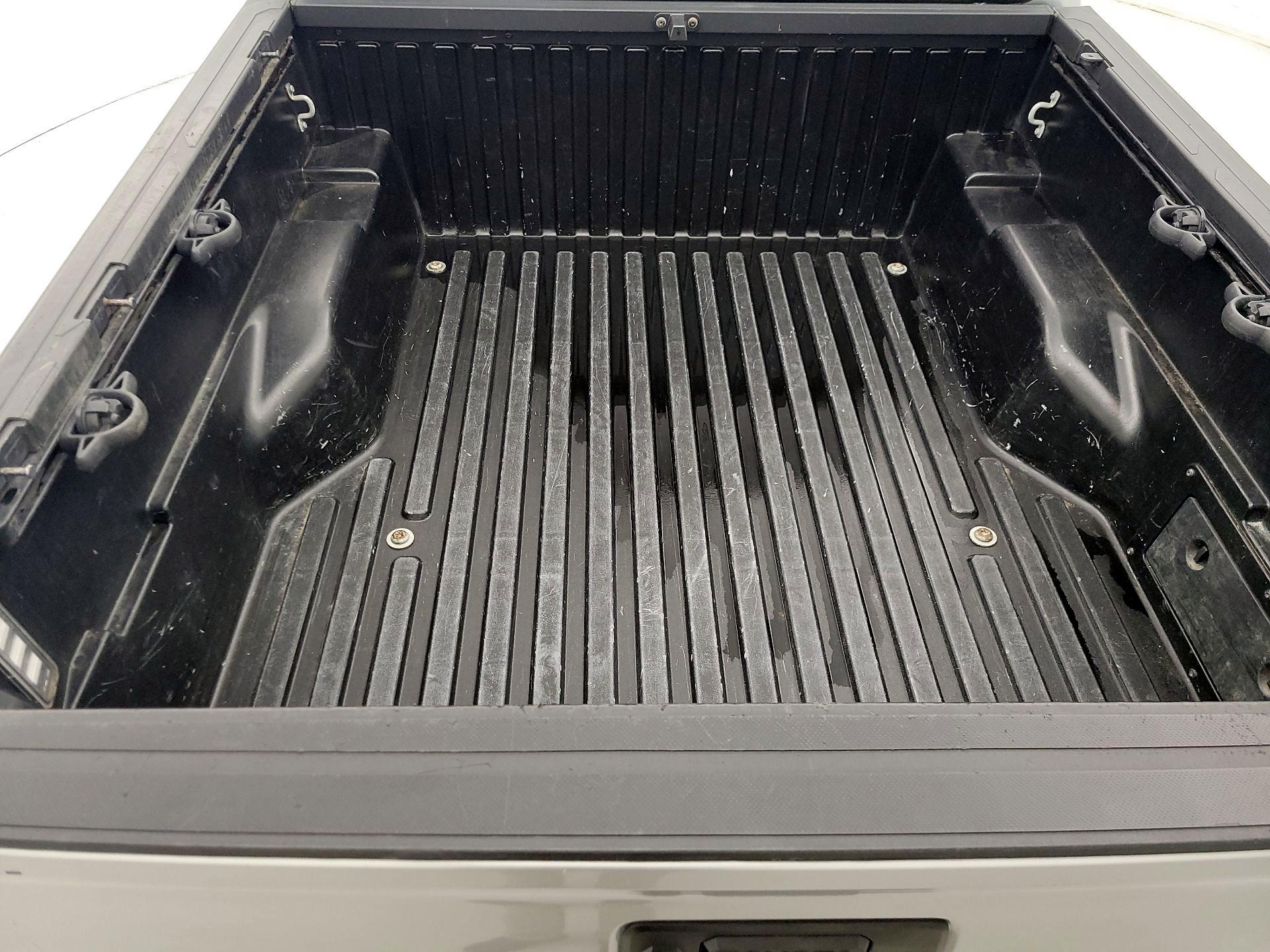 Thumbnail: 2022 Toyota Tacoma - 20