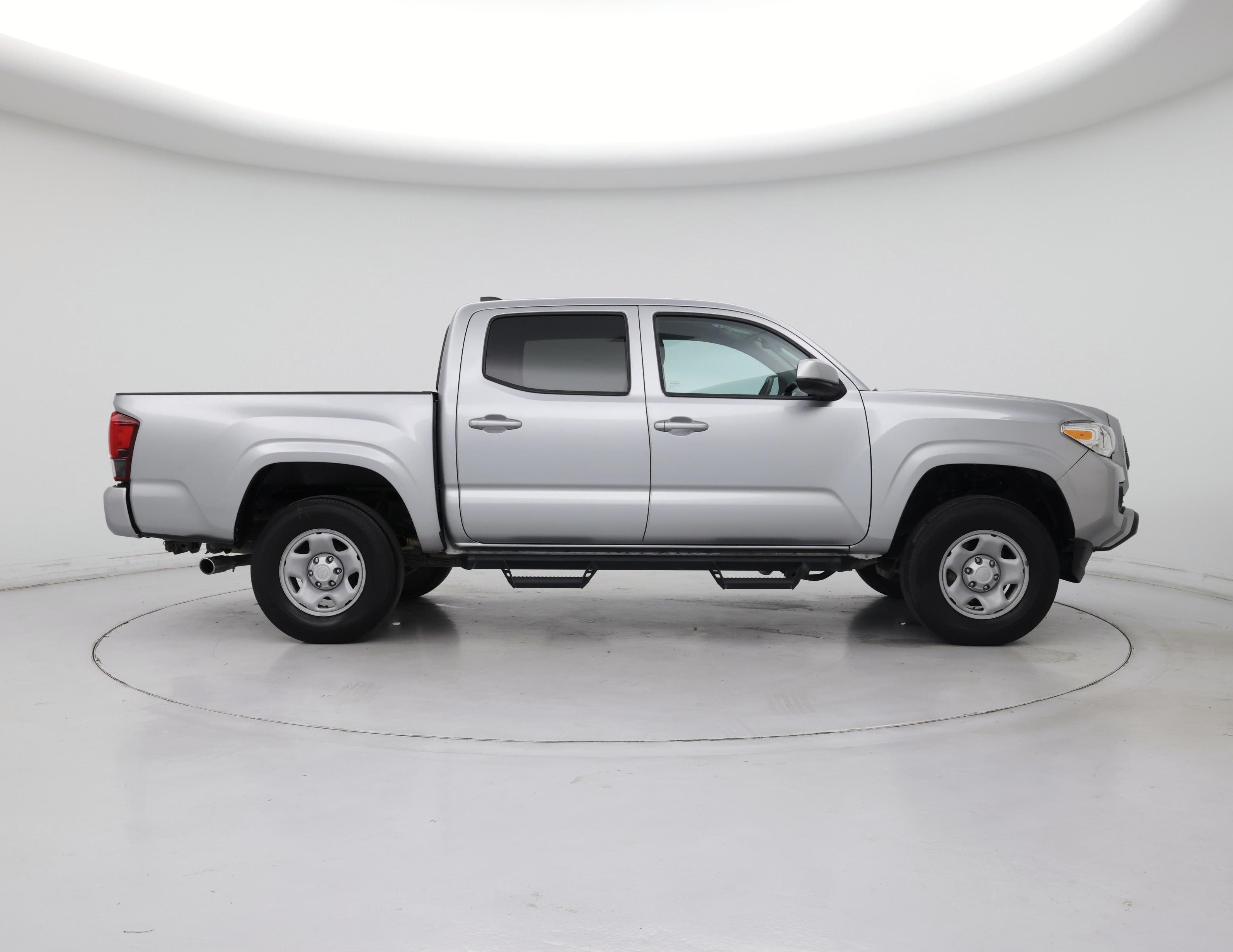 Thumbnail: 2022 Toyota Tacoma - 7