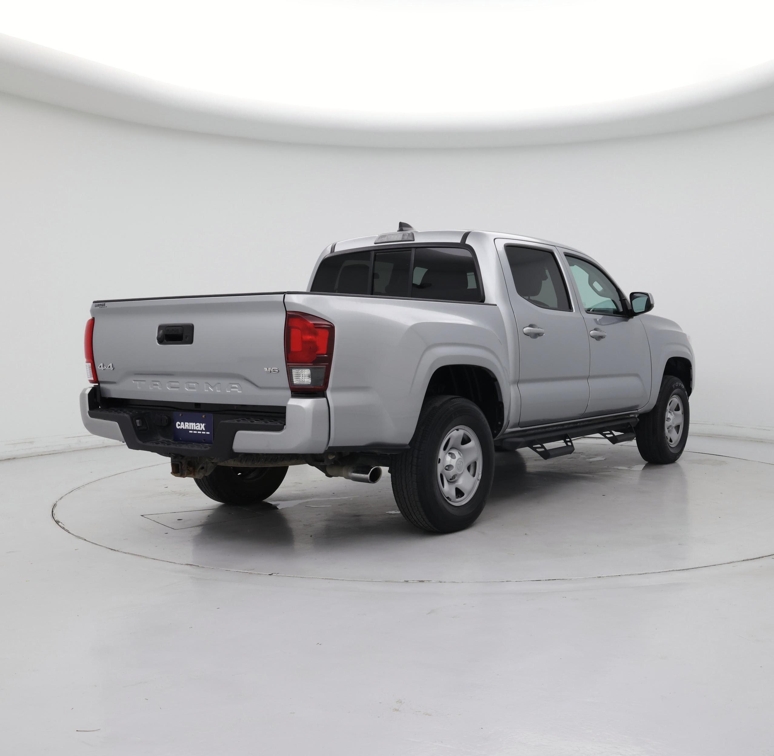 Thumbnail: 2022 Toyota Tacoma - 8