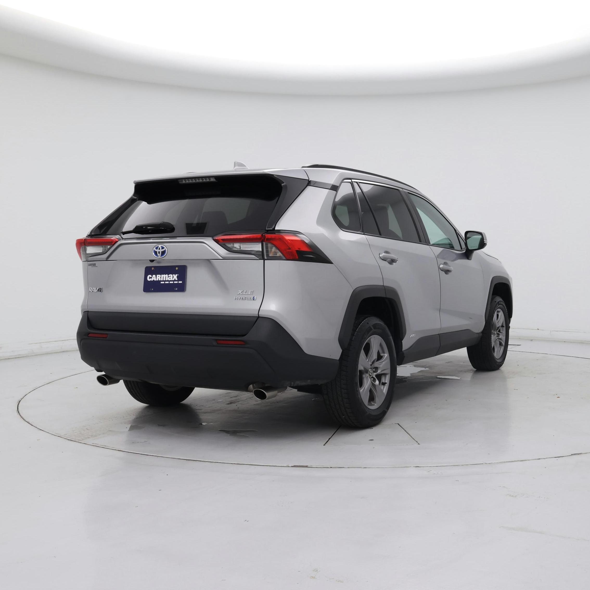 Thumbnail: 2022 Toyota RAV4 - 8