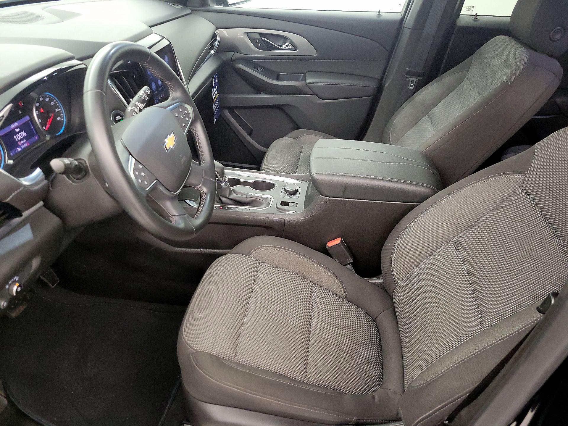 Thumbnail: 2023 Chevrolet Traverse - 11