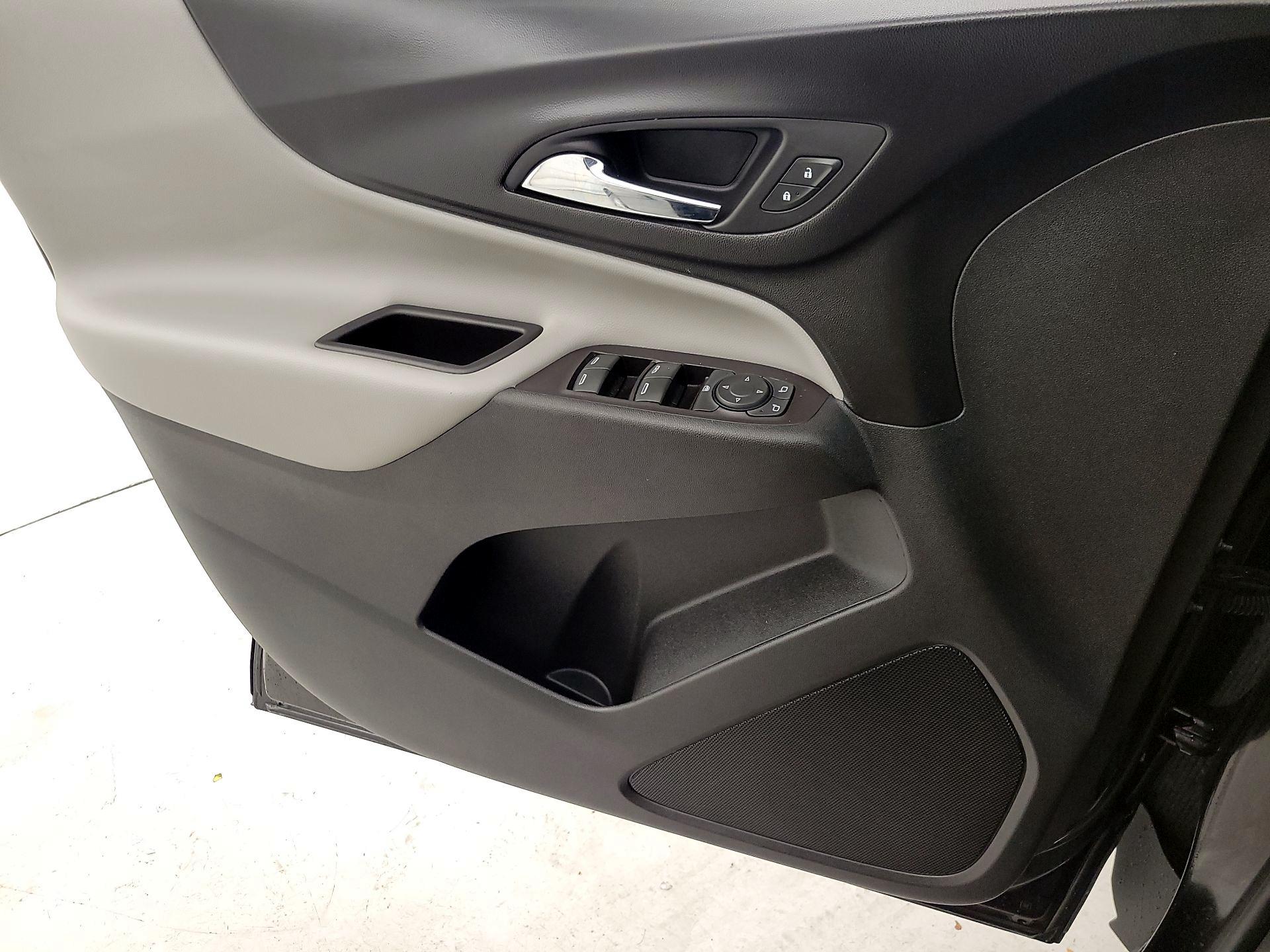 Thumbnail: 2020 Chevrolet Equinox - 12