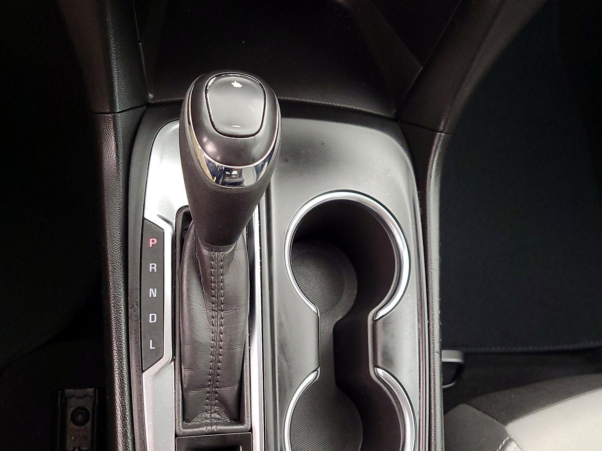 Thumbnail: 2020 Chevrolet Equinox - 17