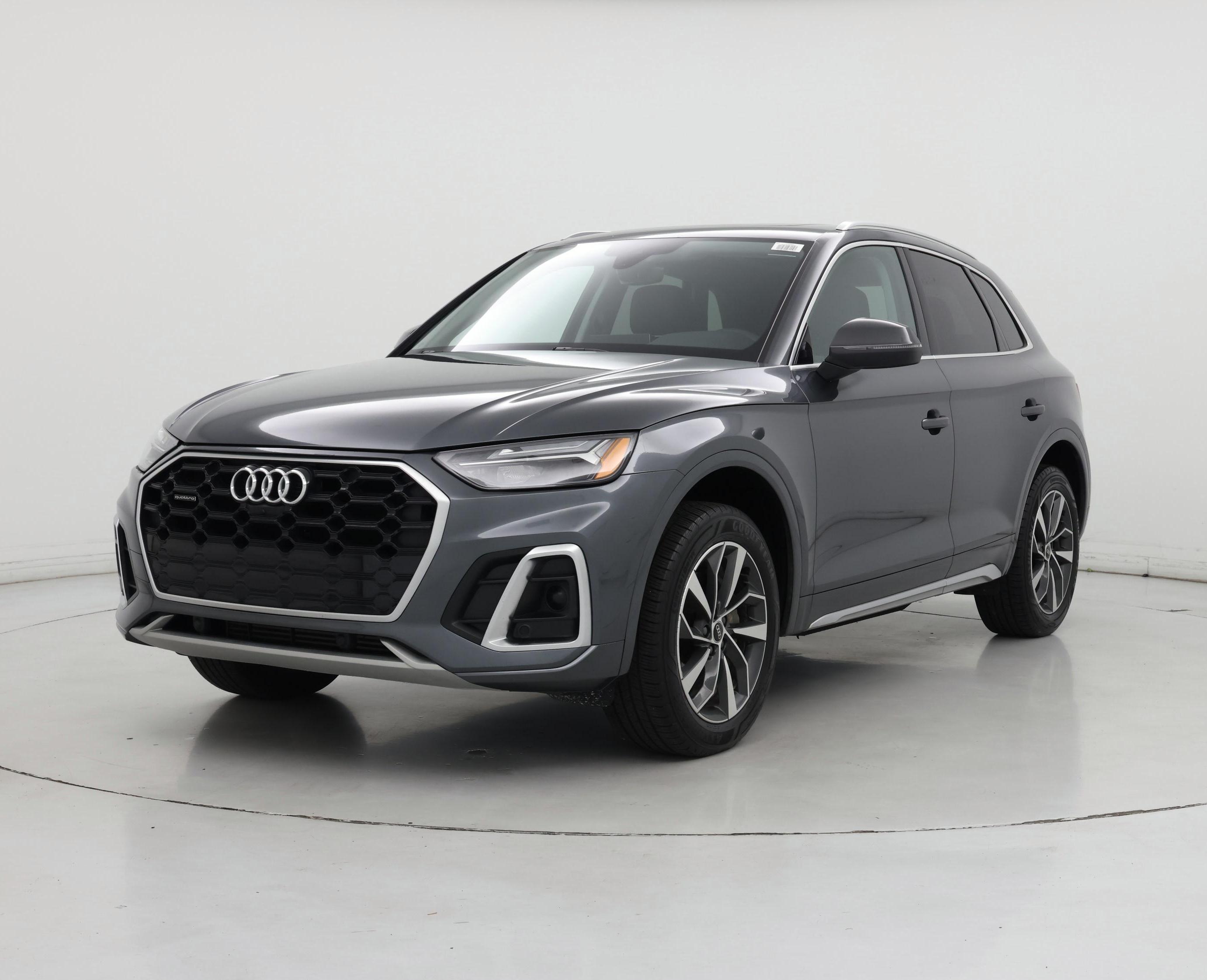 Thumbnail: 2023 Audi Q5 - 4