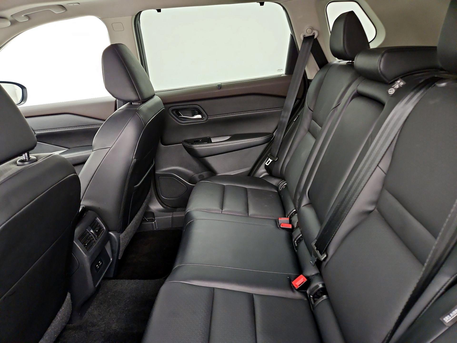 Thumbnail: 2023 Nissan Rogue - 20