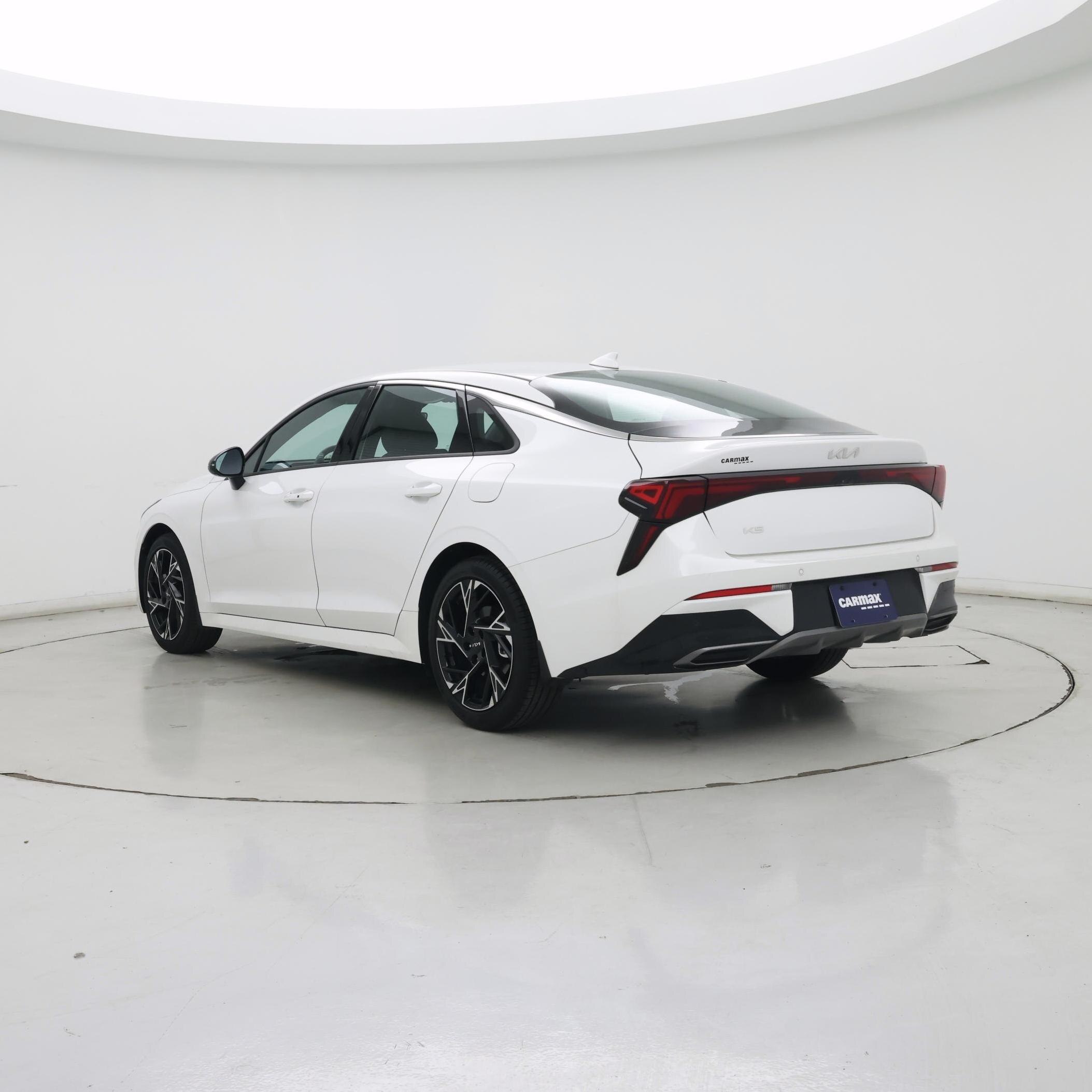 Thumbnail: 2025 Kia K5 - 2