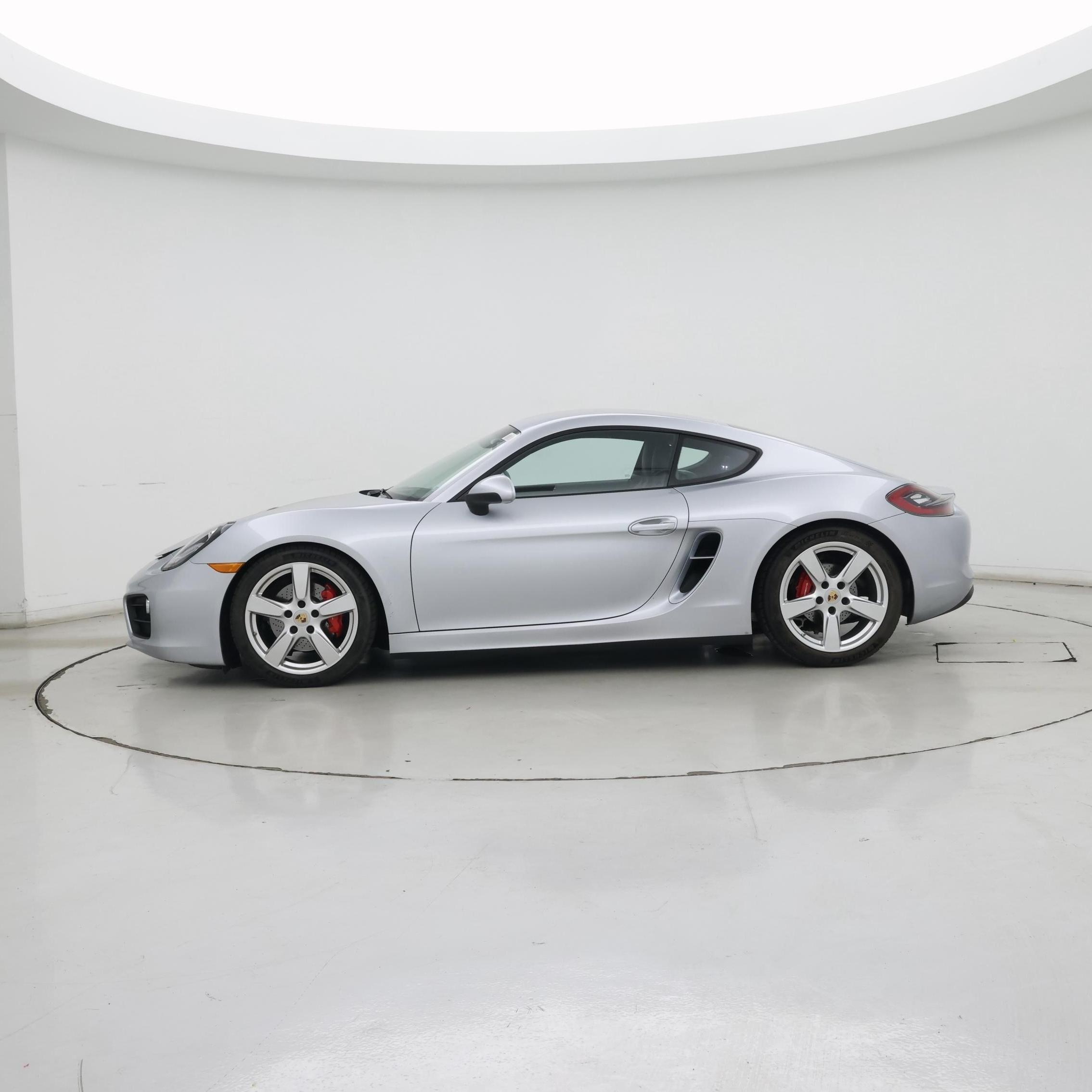 Thumbnail: 2015 Porsche Cayman - 3