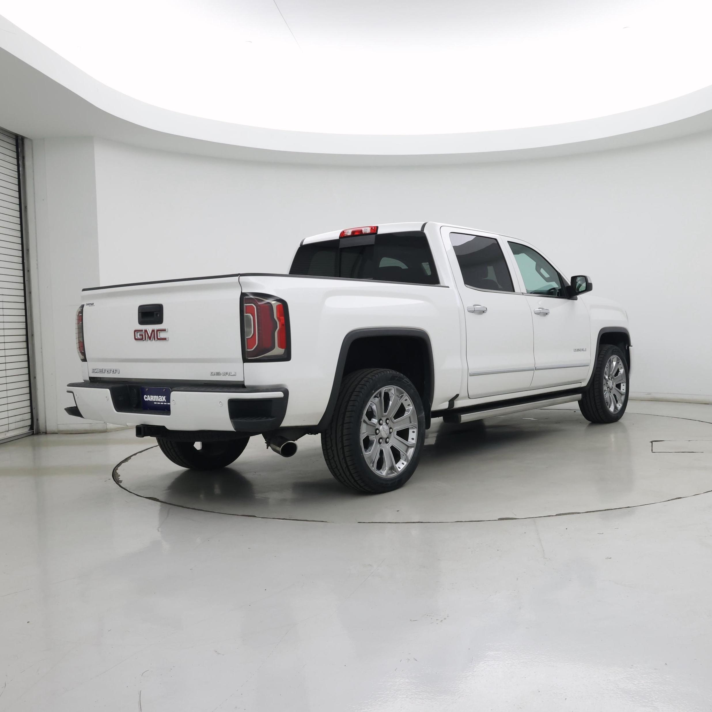 Thumbnail: 2017 GMC Sierra 1500 - 8