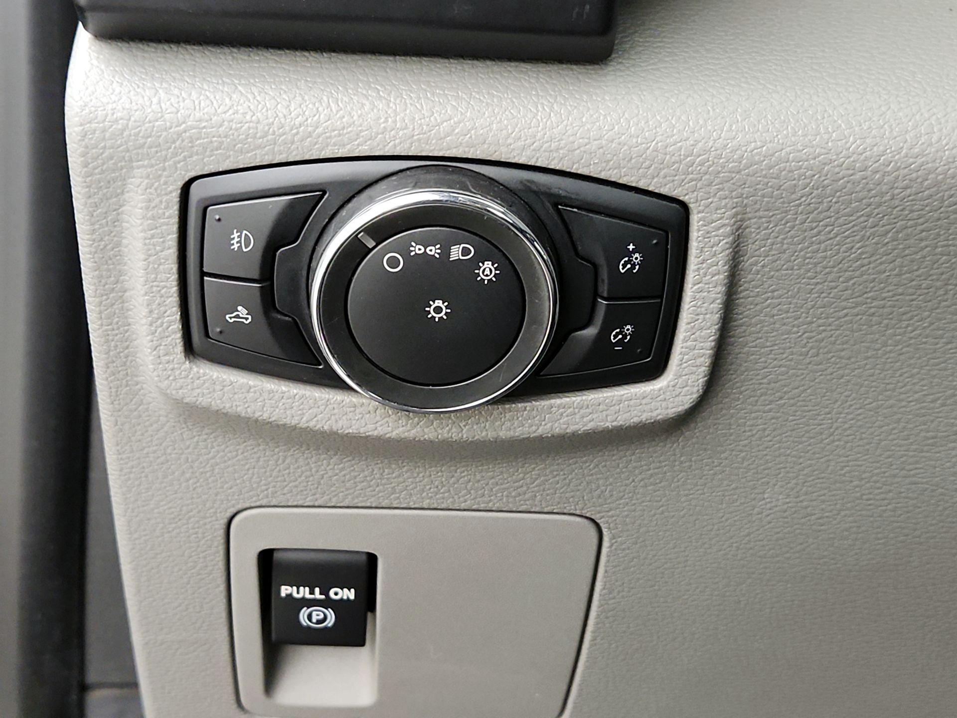 Thumbnail: 2016 Ford F-150 - 13