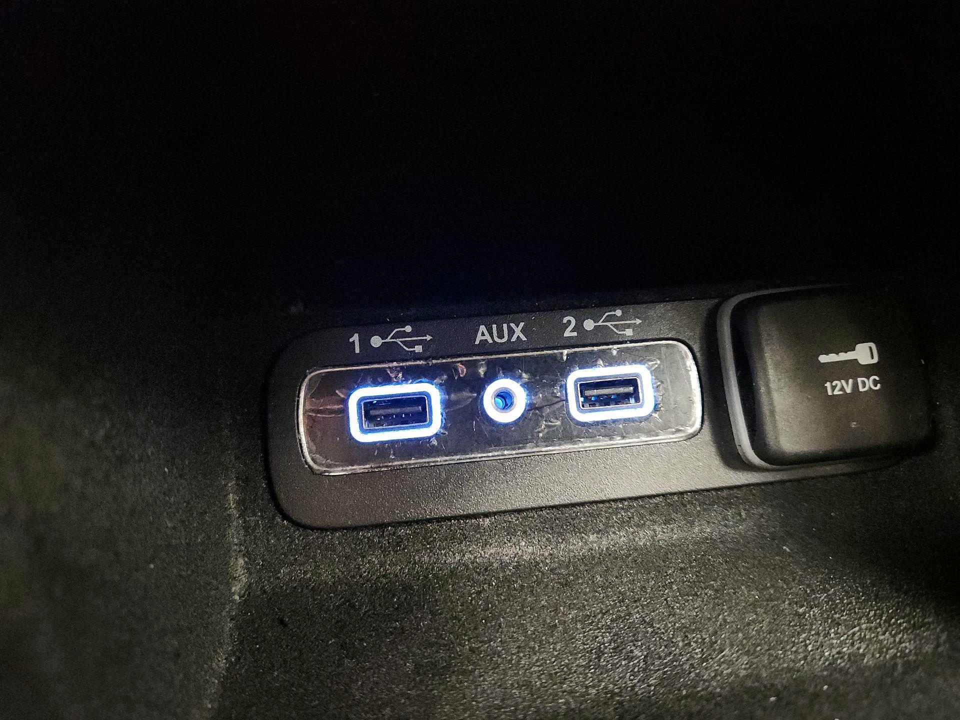 Thumbnail: 2020 Jeep Grand Cherokee - 19