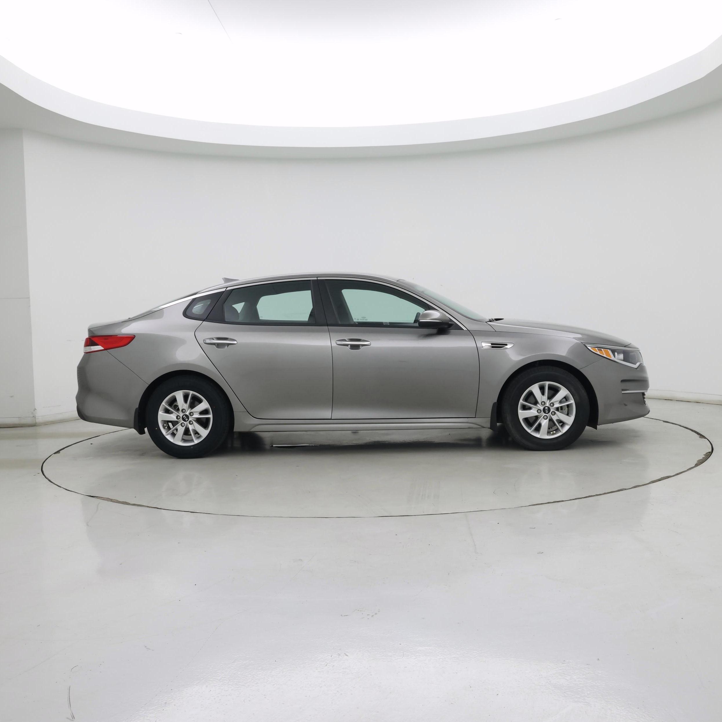 Thumbnail: 2016 Kia Optima - 7