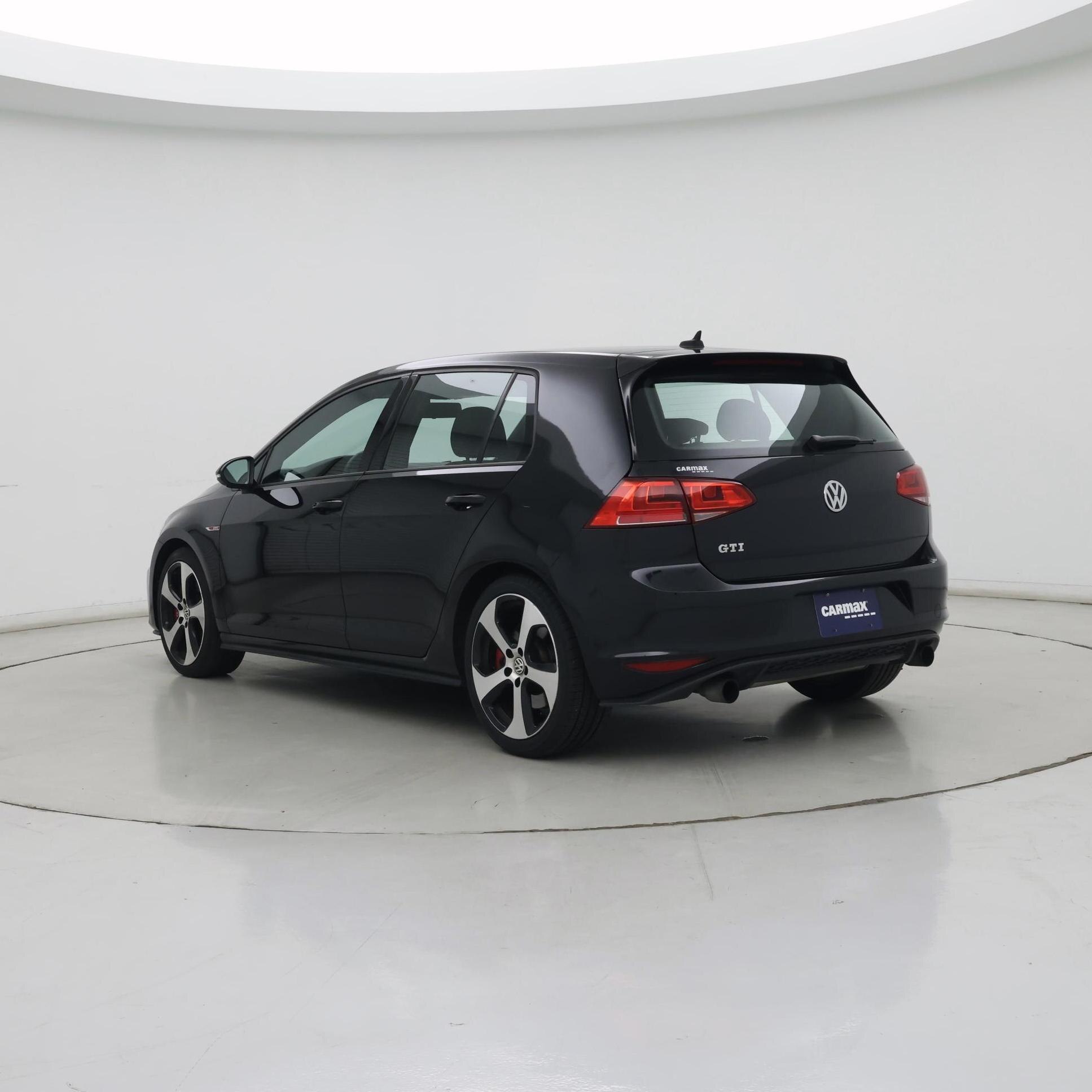 Thumbnail: 2016 Volkswagen Golf - 2