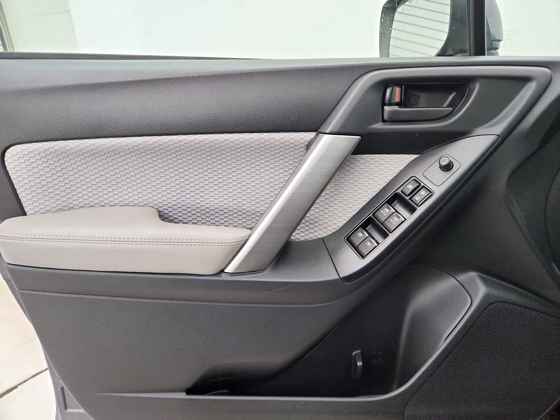 Thumbnail: 2018 Subaru Forester - 12