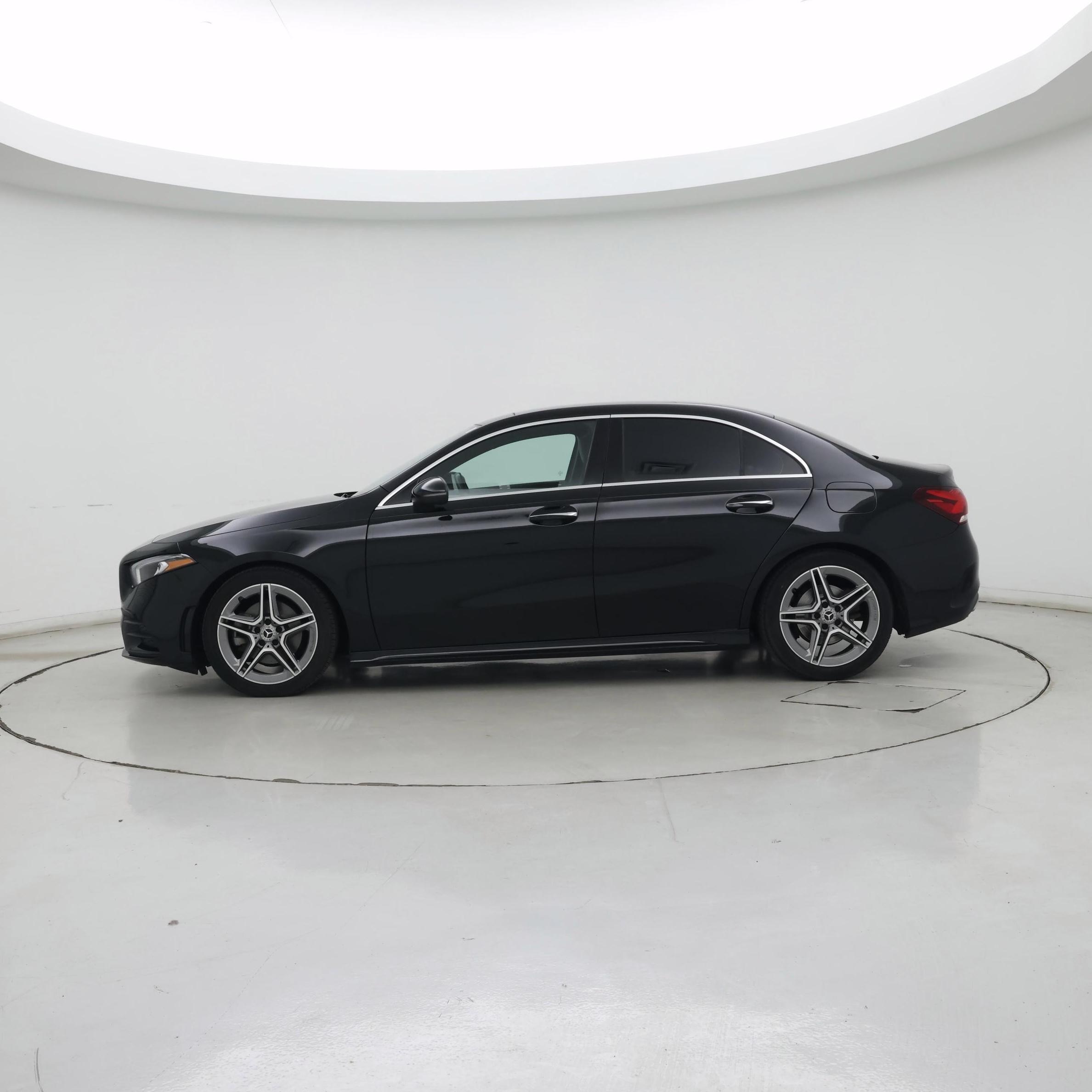 Thumbnail: 2022 Mercedes-Benz A-Class - 3