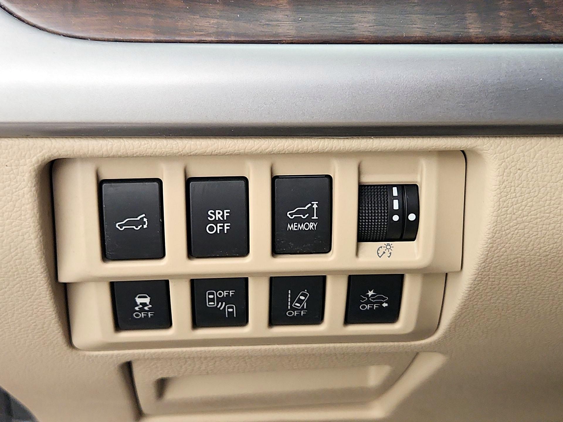 Thumbnail: 2015 Subaru Outback - 13
