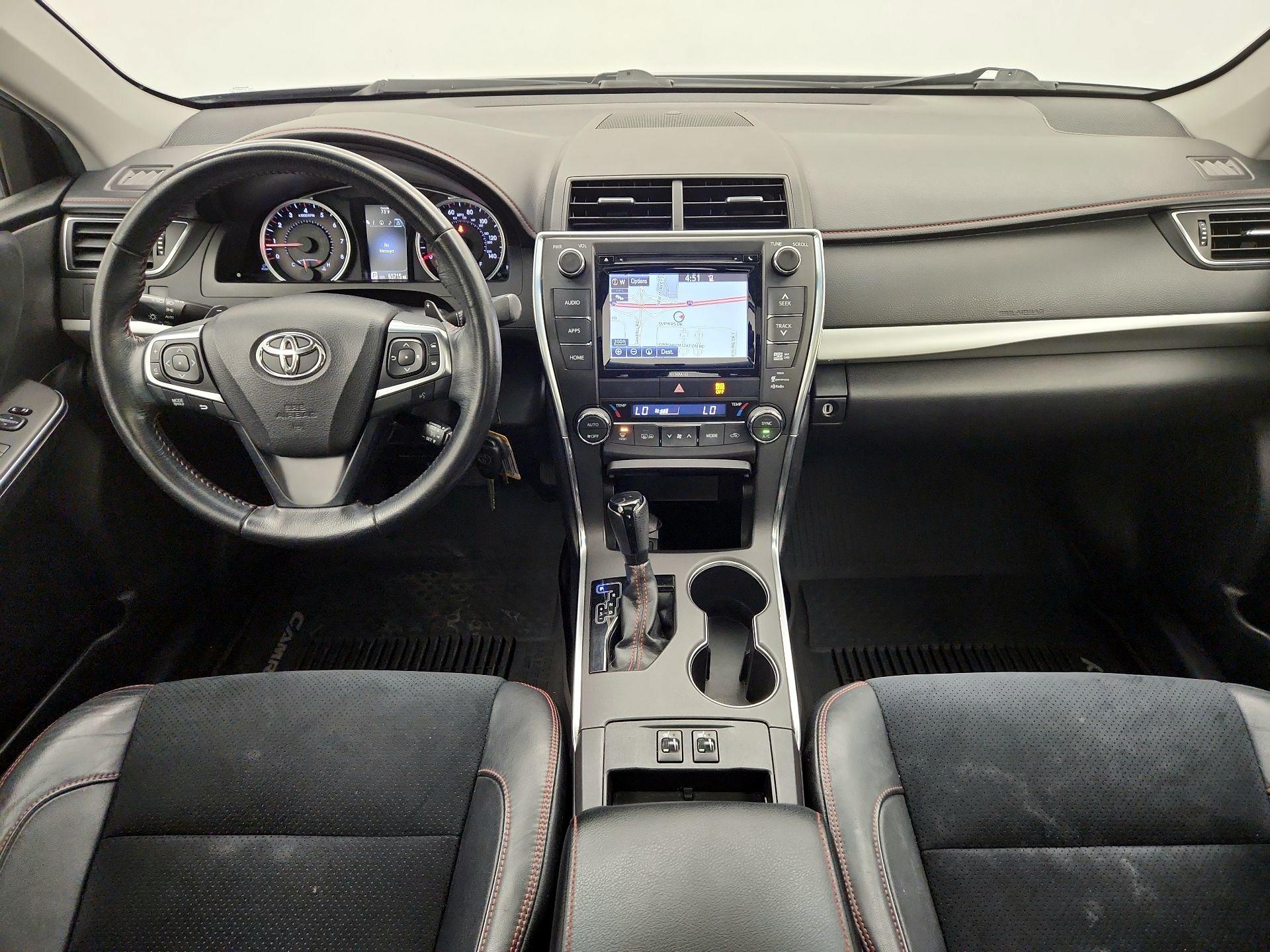 Thumbnail: 2016 Toyota Camry - 9