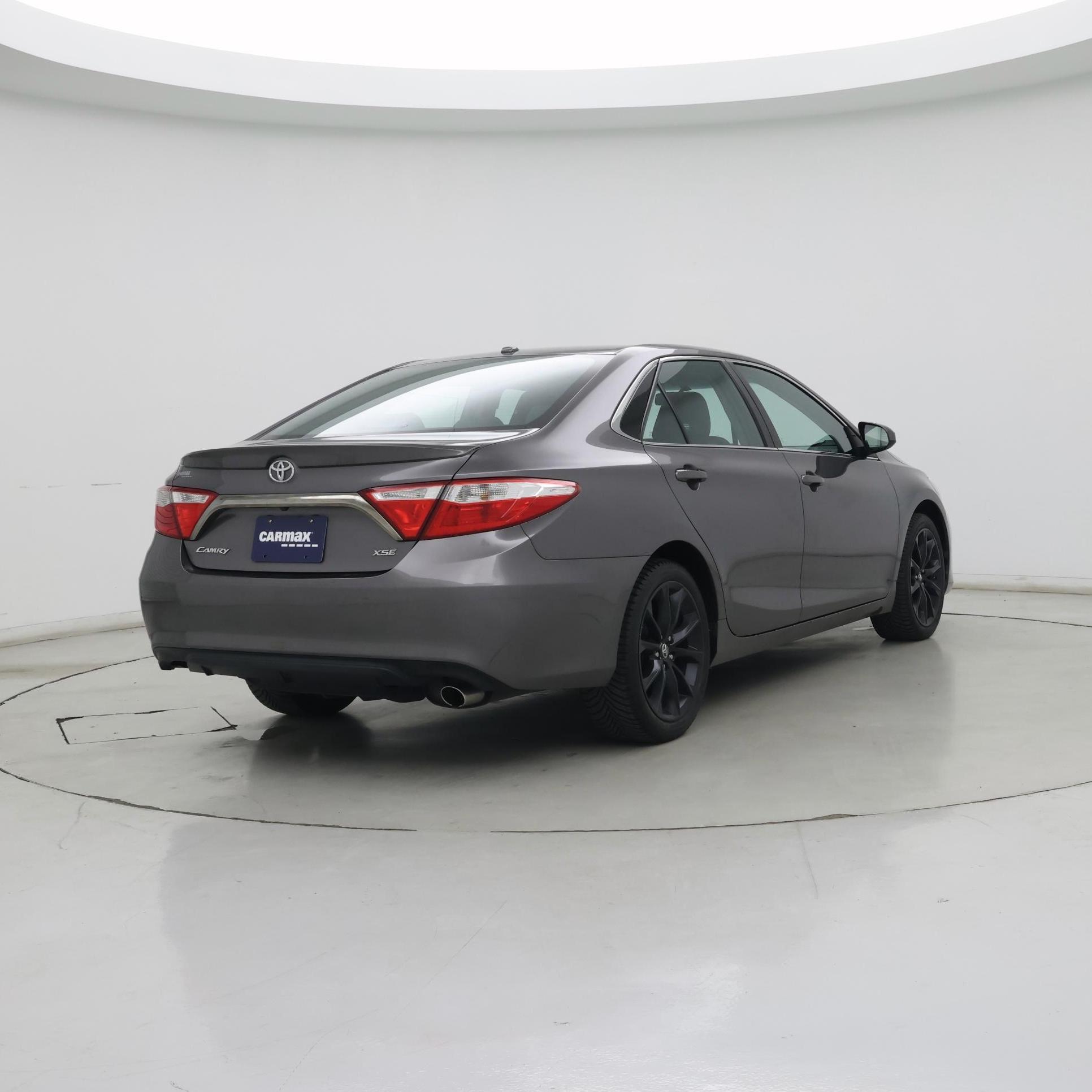 Thumbnail: 2016 Toyota Camry - 8